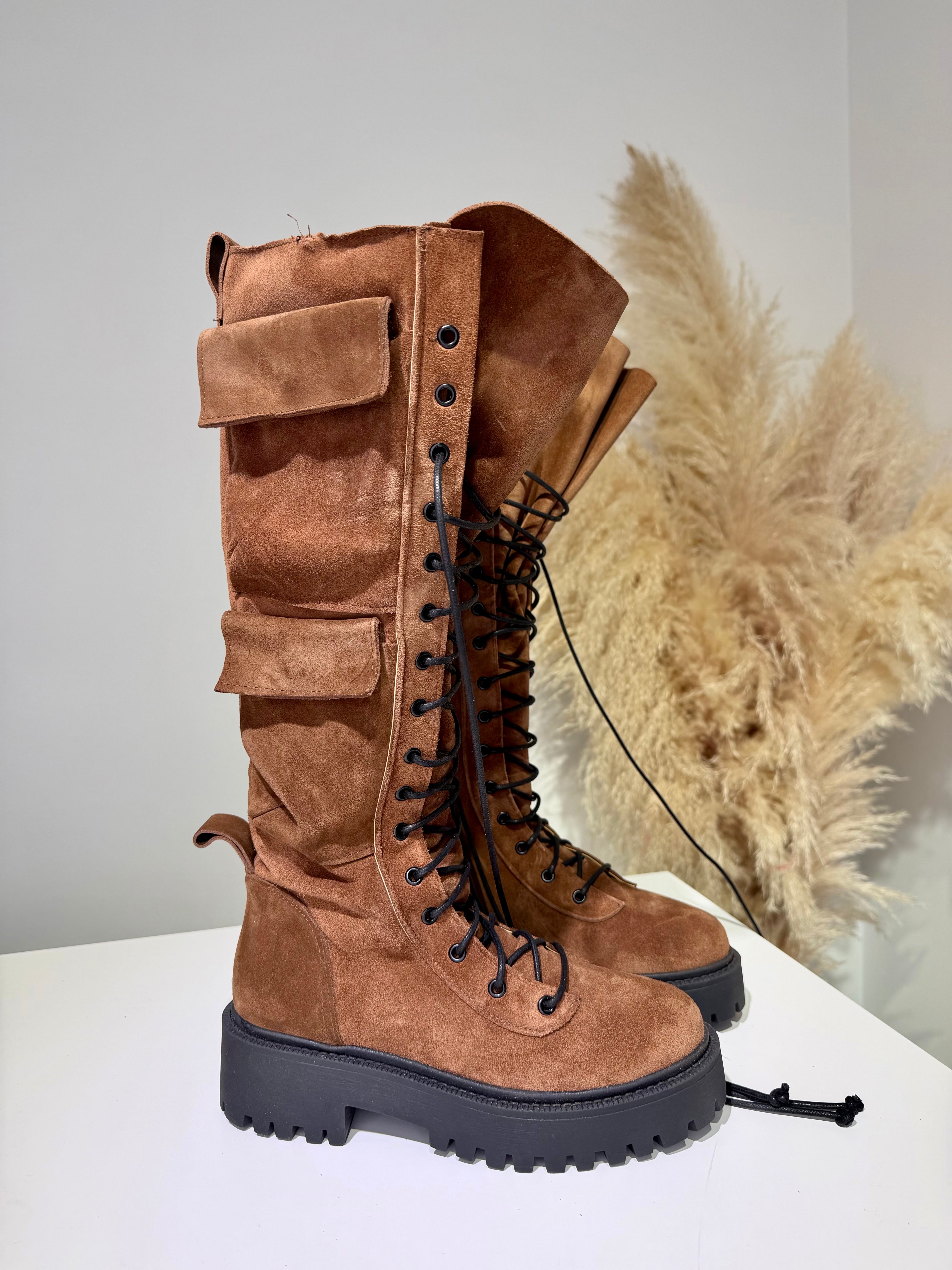 Anfibio ginny al ginocchio cam marrone