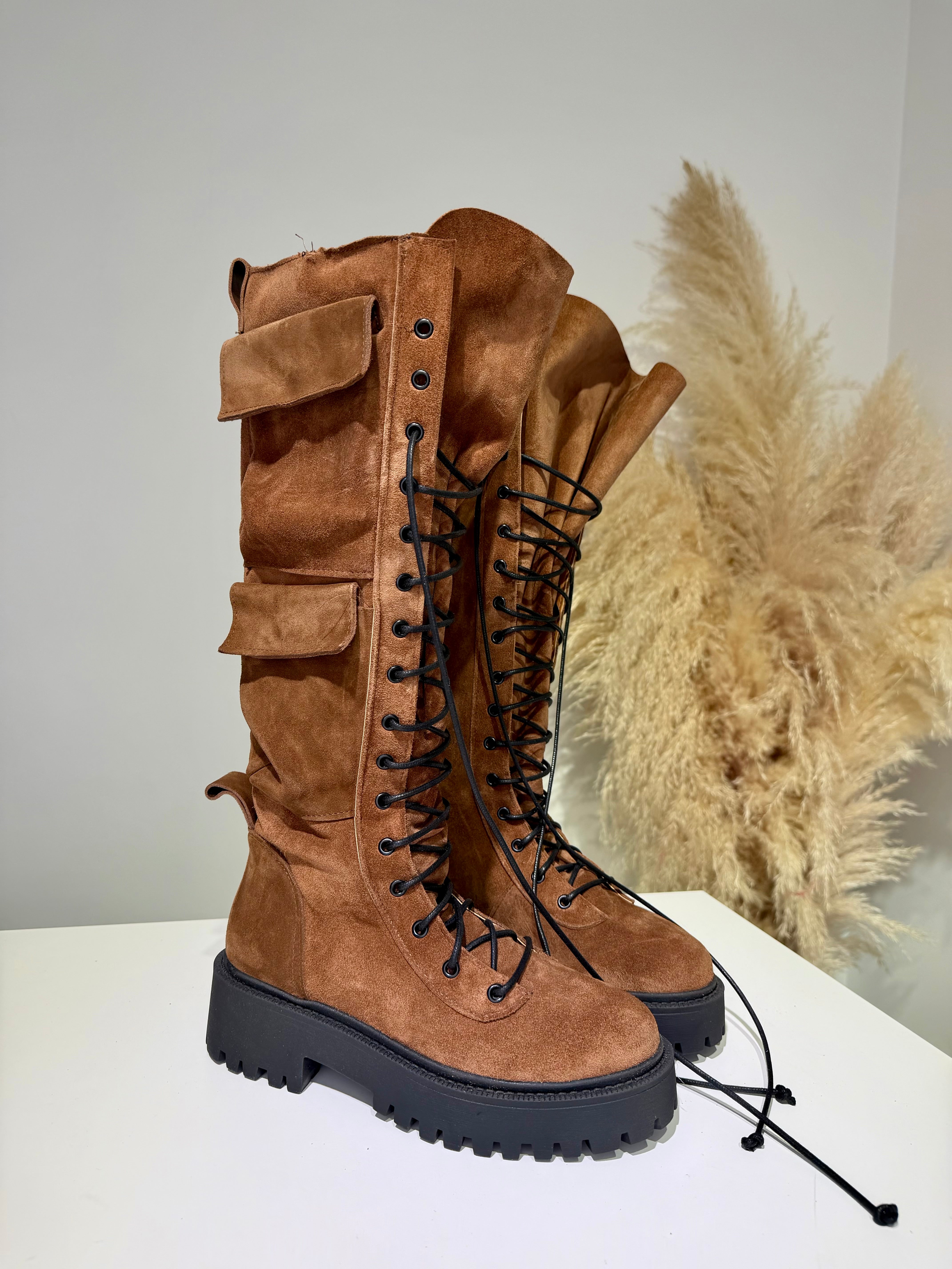 Anfibio ginny al ginocchio cam marrone