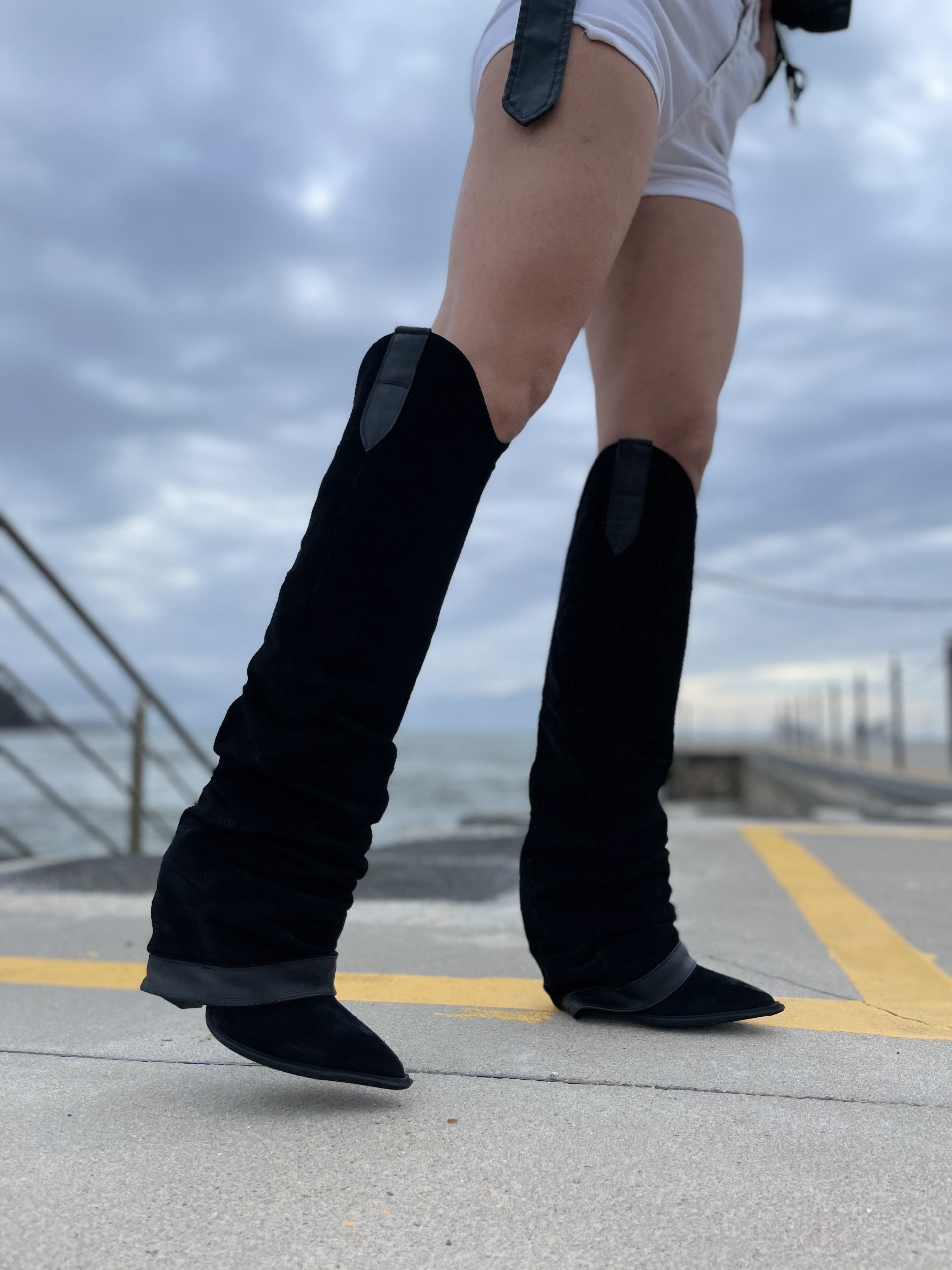 Gabriella aggrappato  cam nero