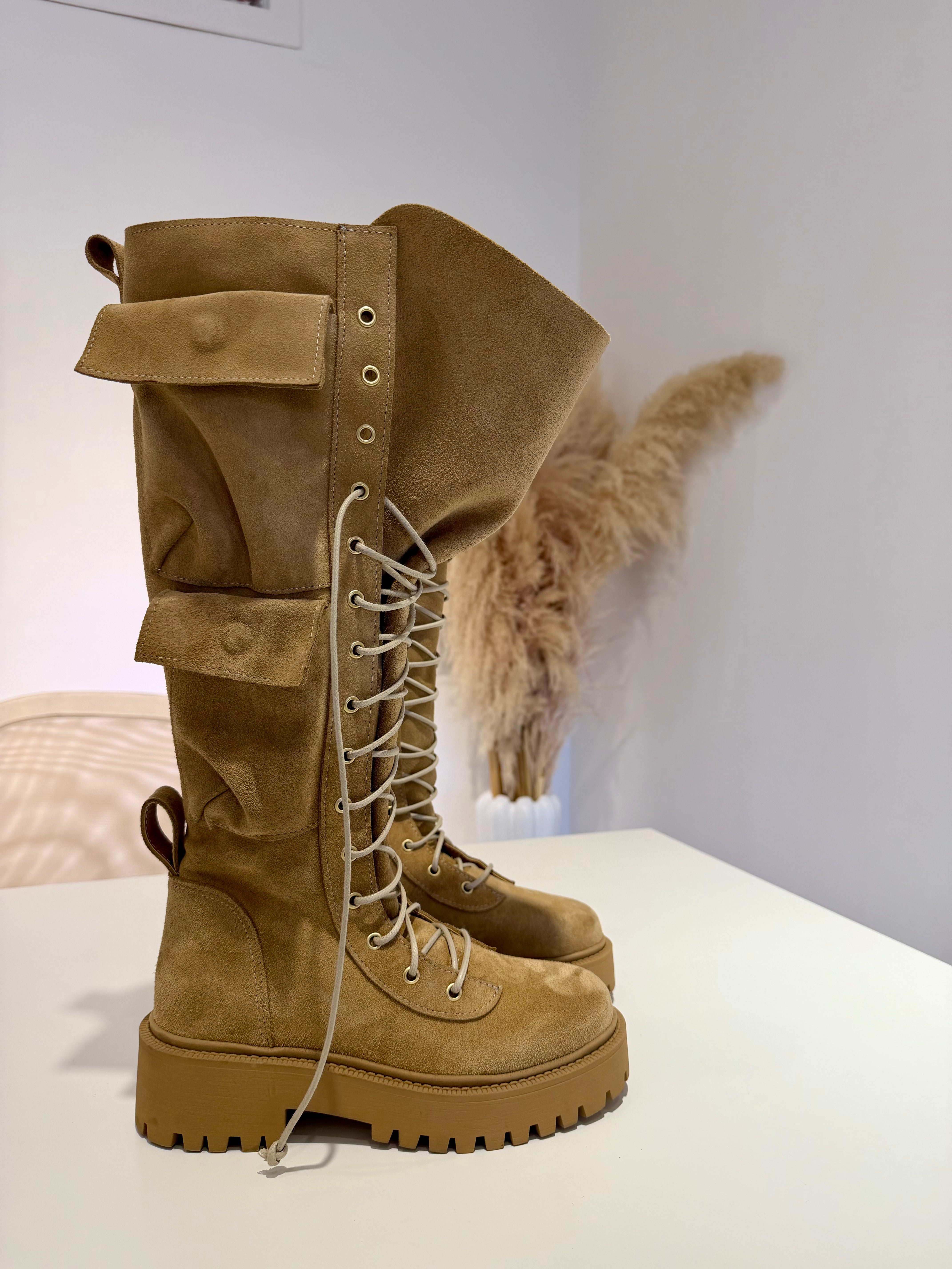 Anfibio ginny al ginocchio cam biscotto