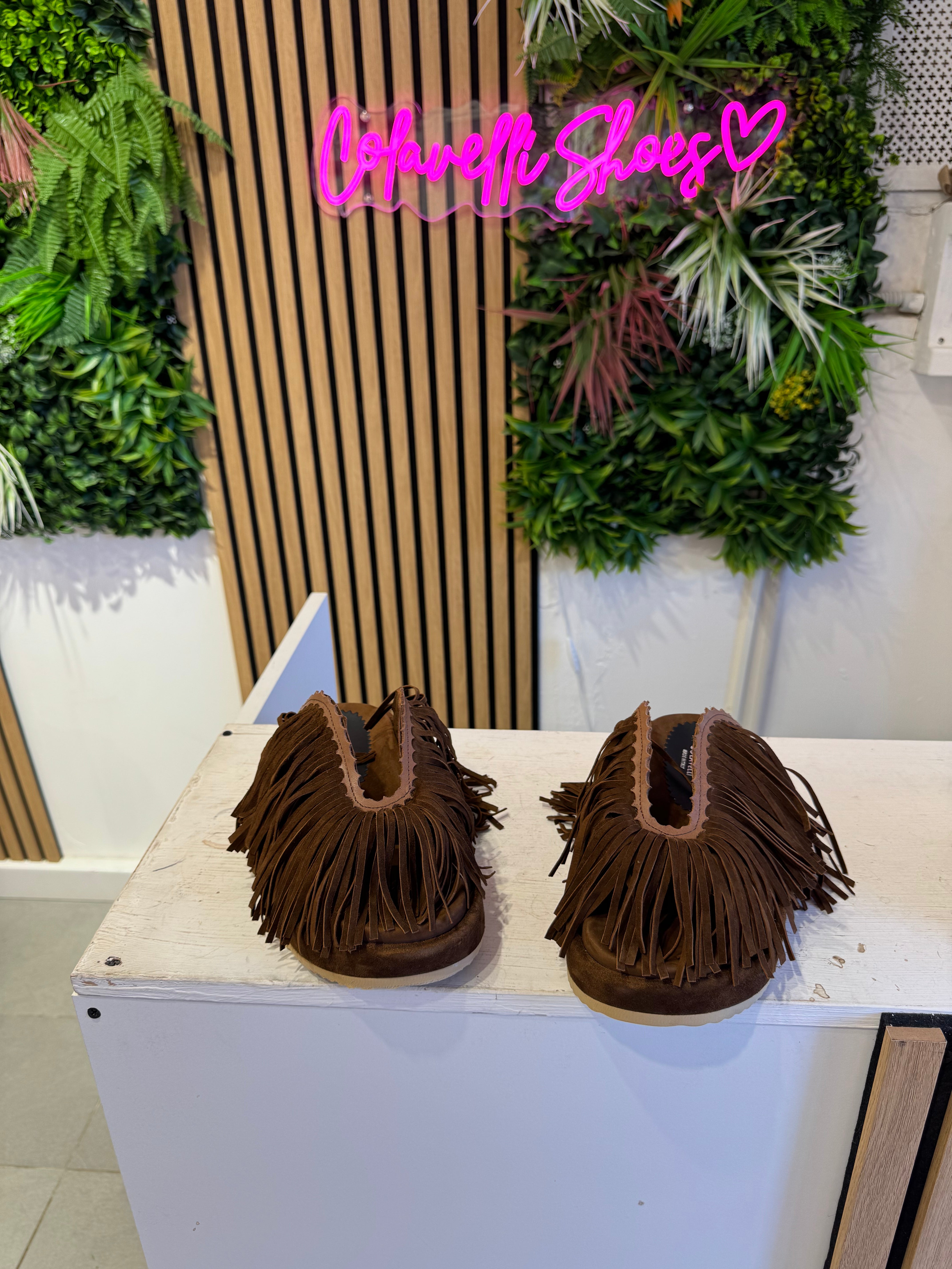 Sinfonia suede leather