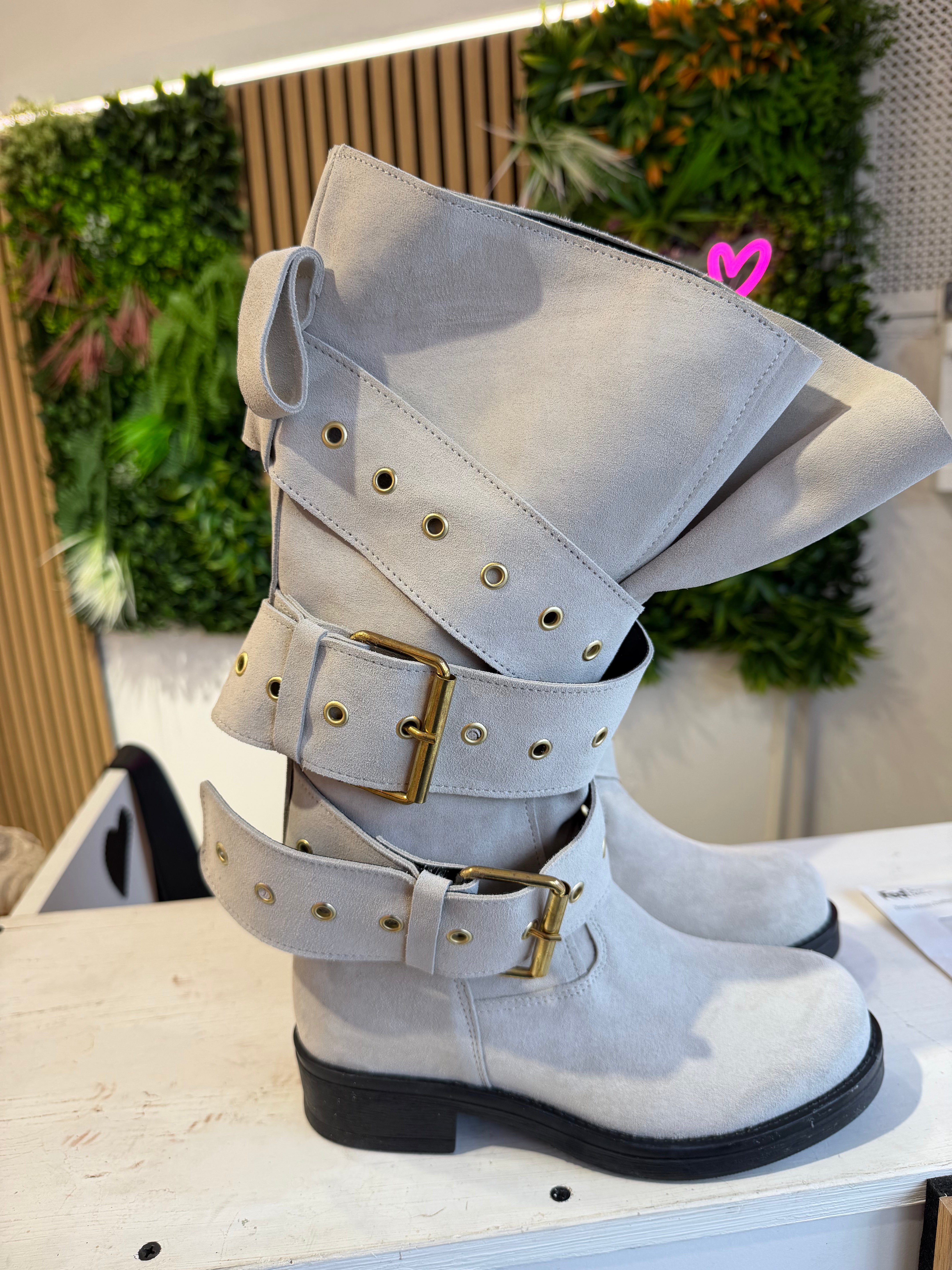 Harley vale camoscio beige