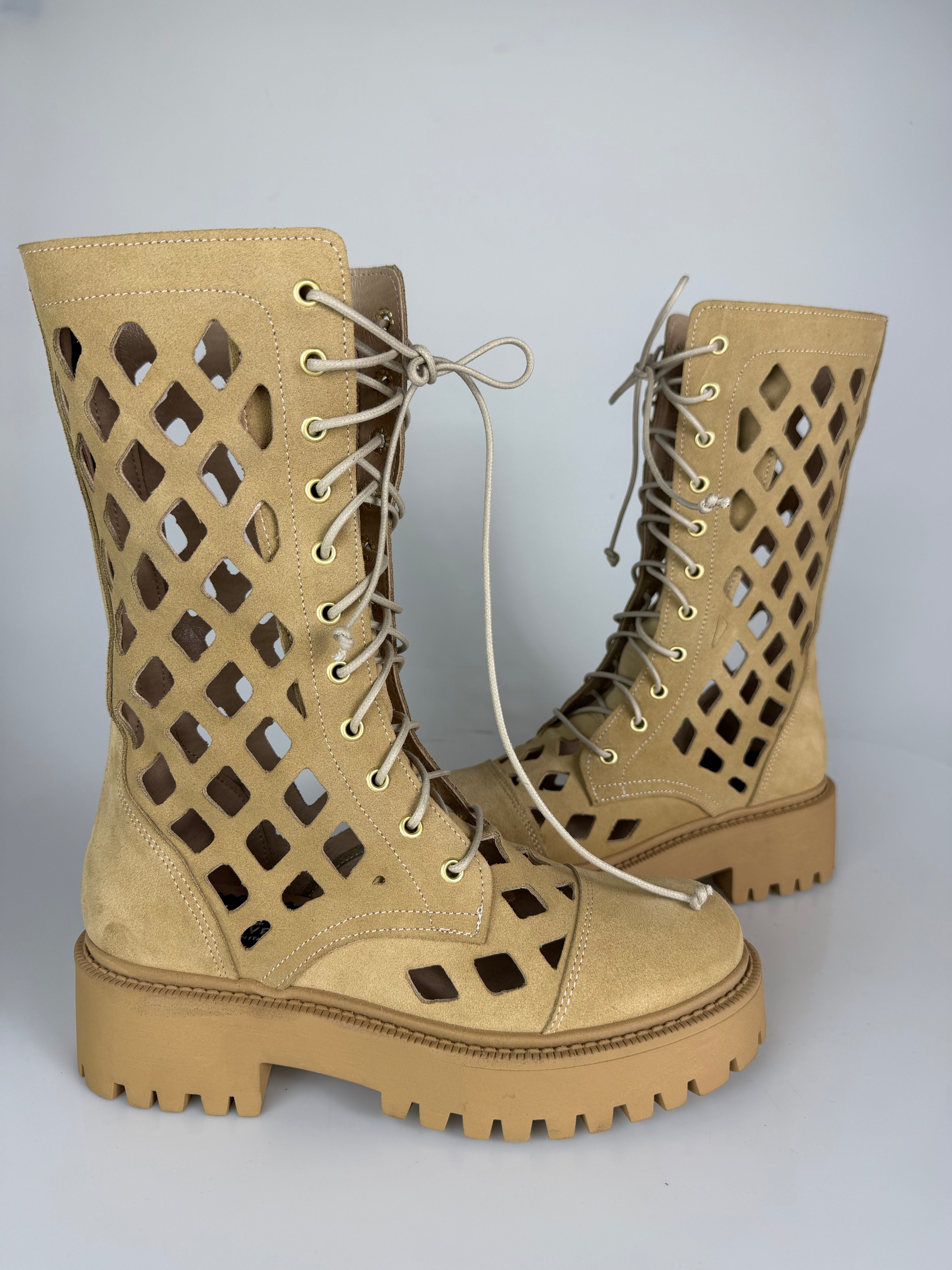 Anfibio ginny mid rete camoscio biscotto