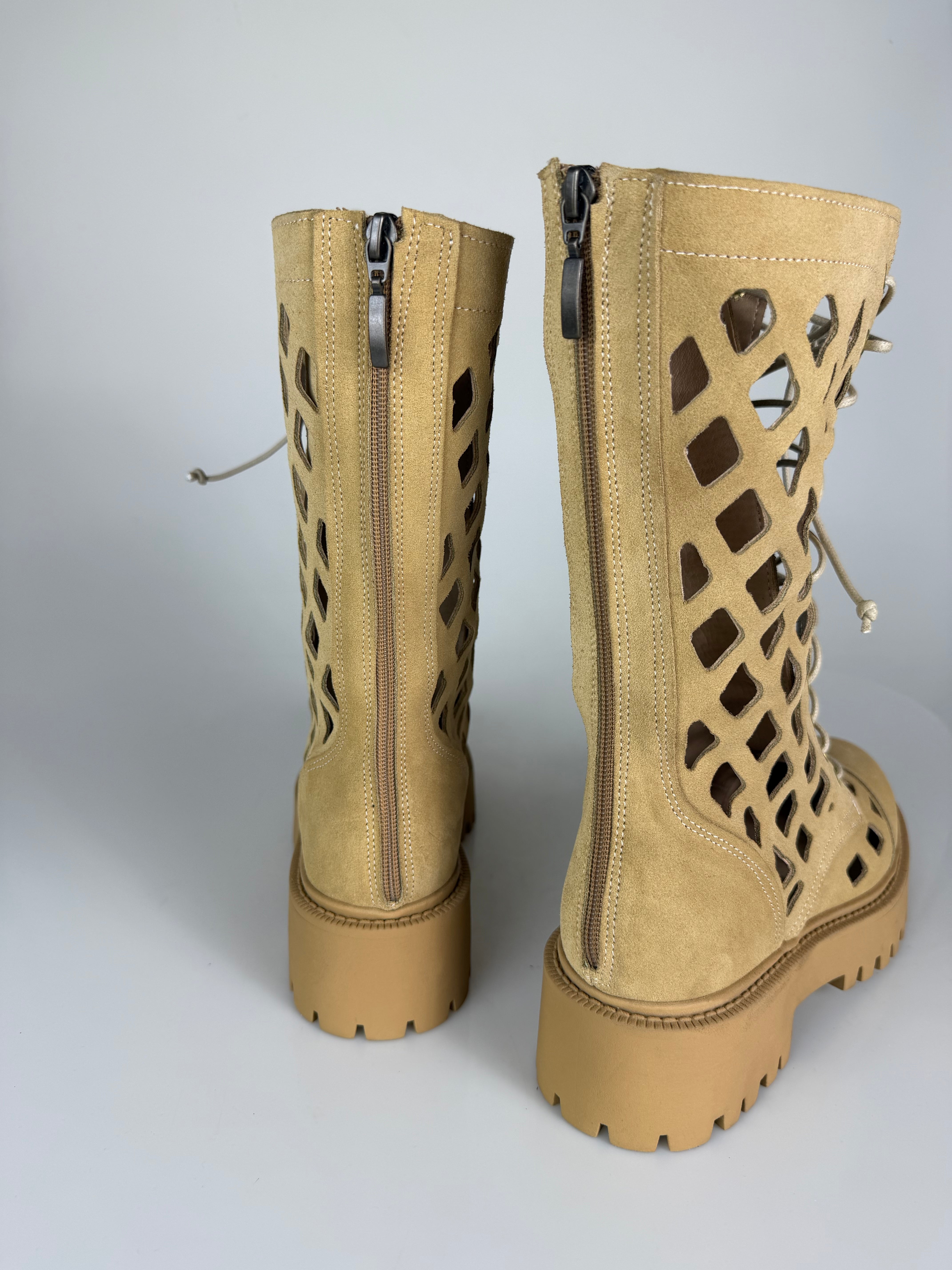 Anfibio ginny mid rete camoscio biscotto