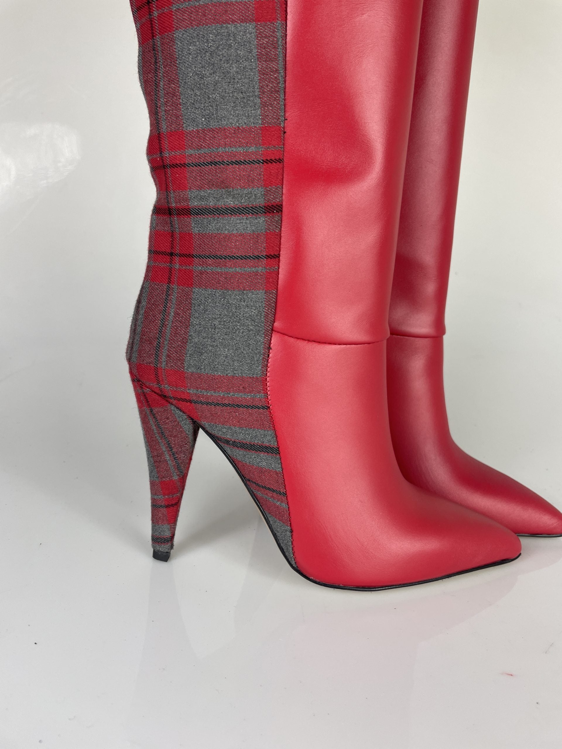 Beatrice escocesa de piel roja