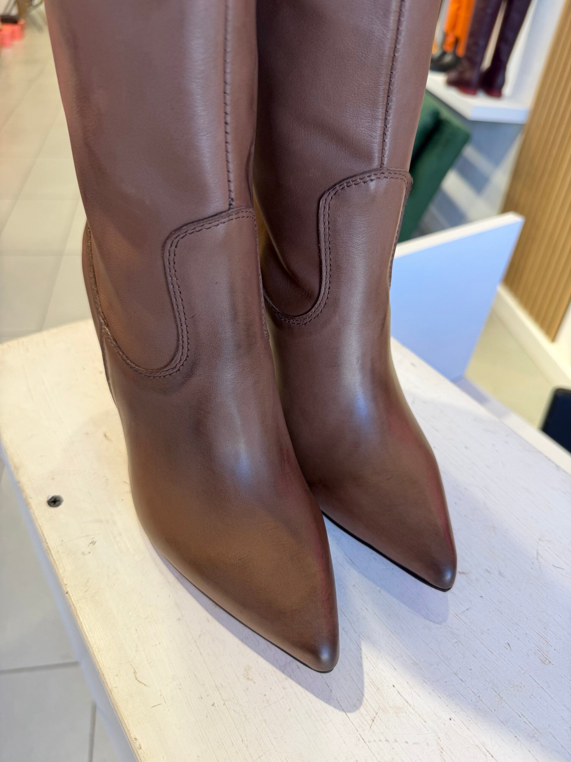 Furia 1590 pelle marrone