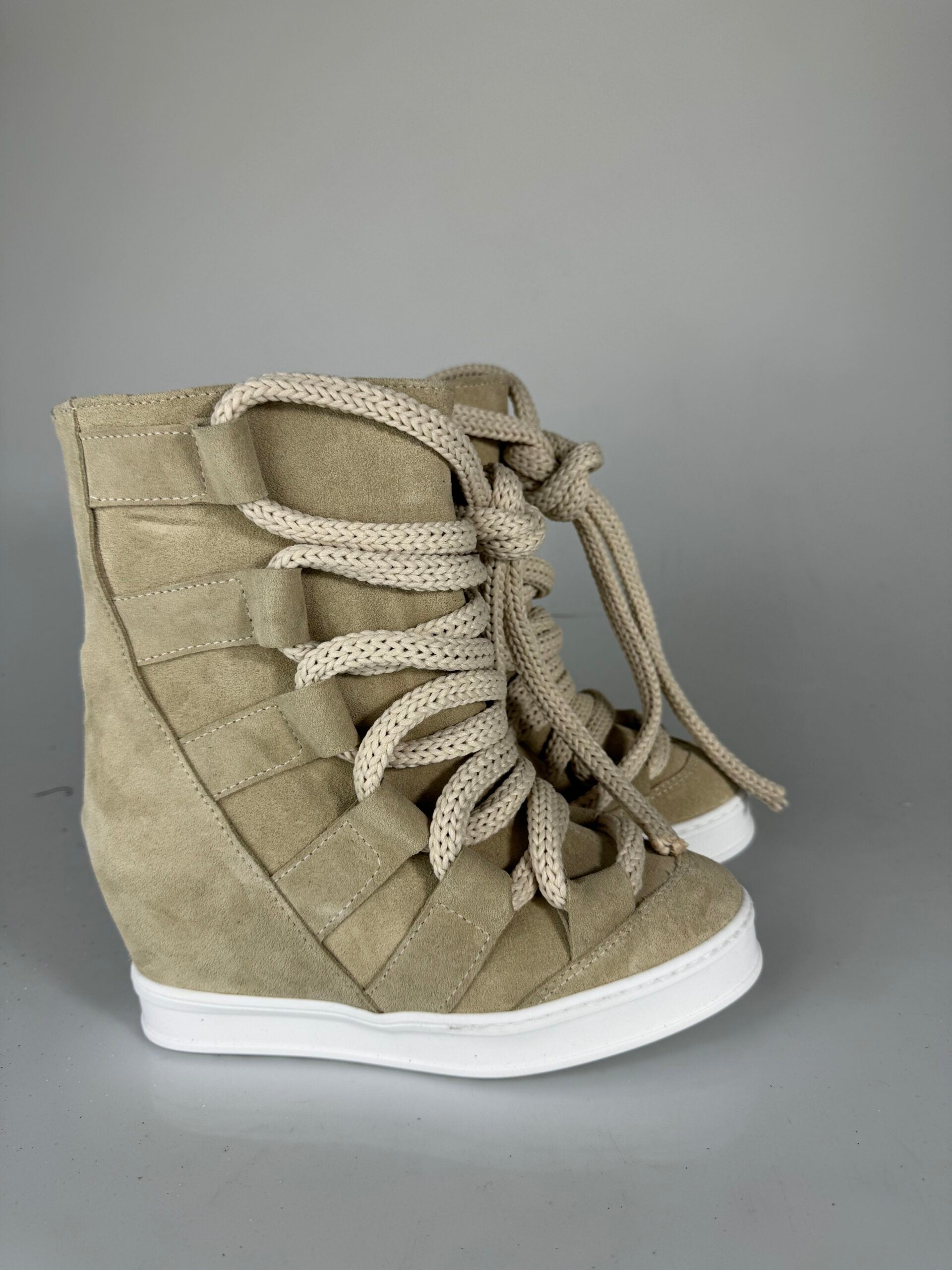 Artem full up cam beige
