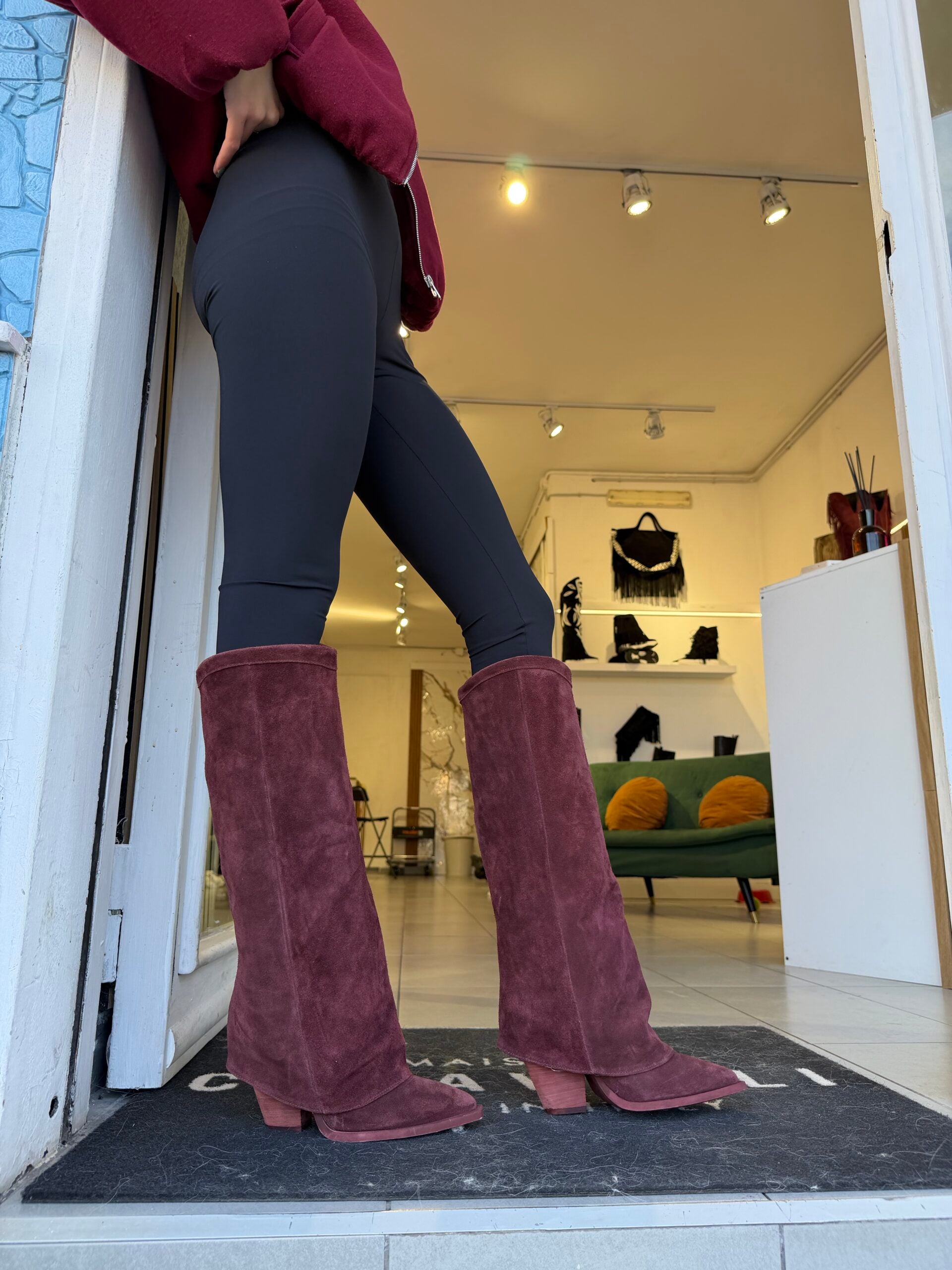 Gabriella Ris black cam