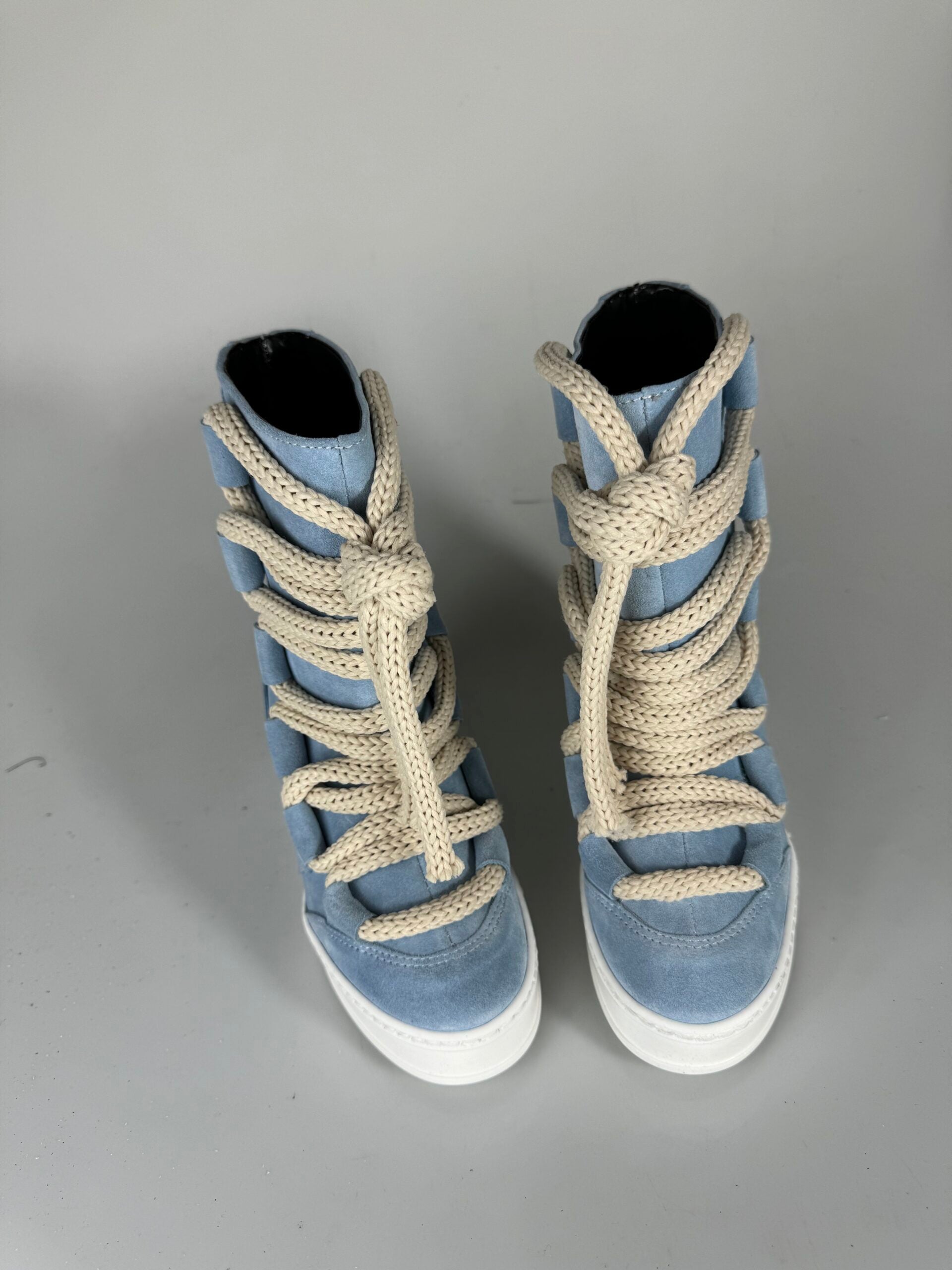 Artem full up cam celeste