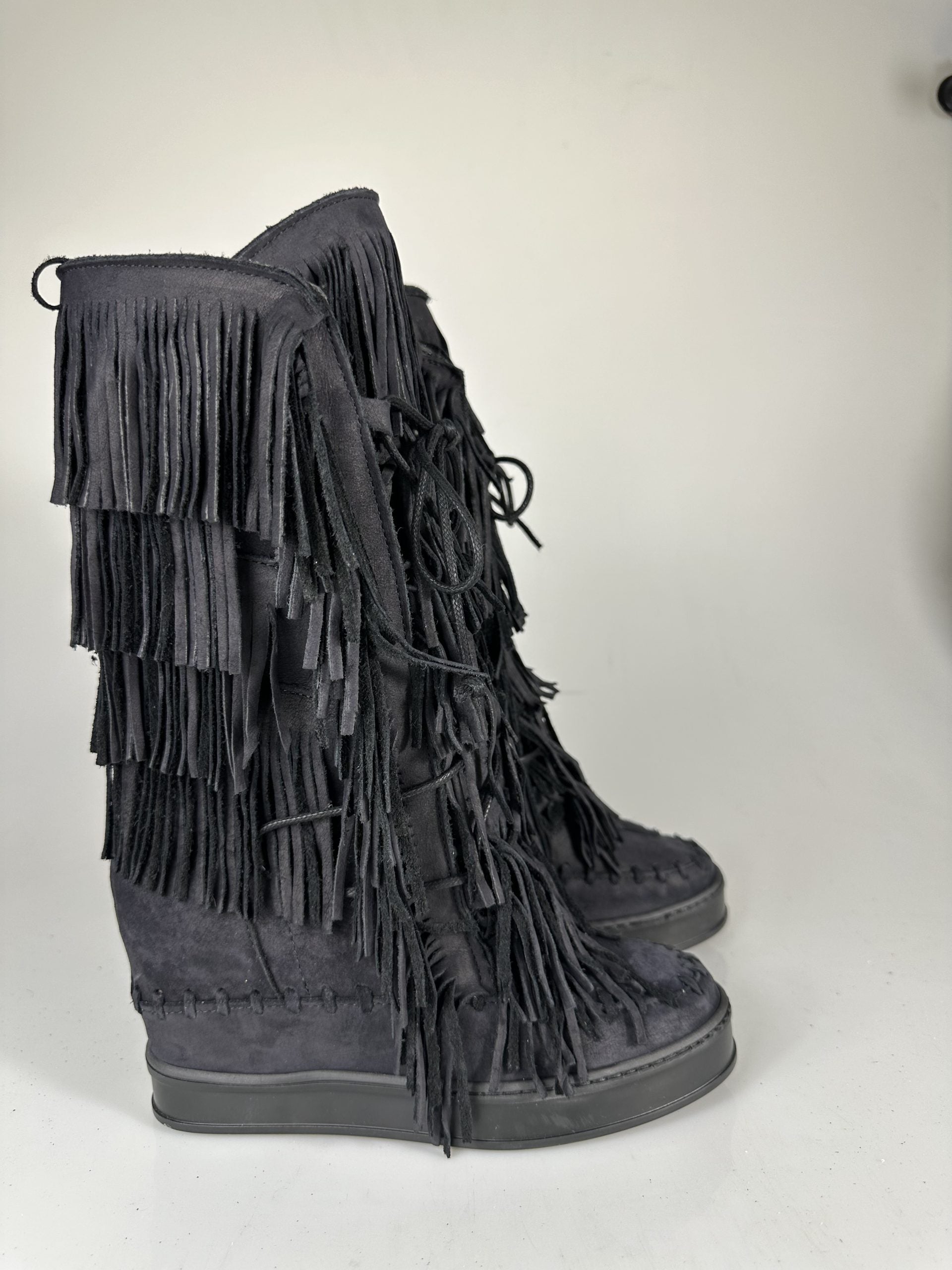 Regular black nabook black sole