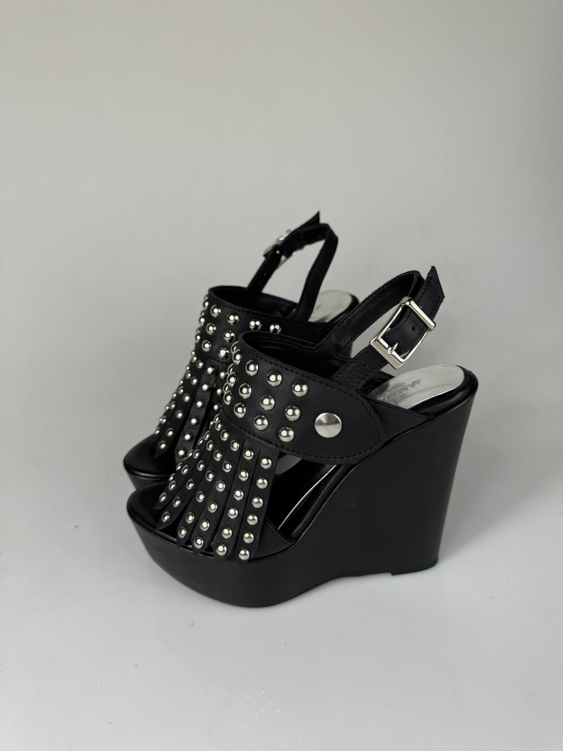 Carmensita51 cuero negro