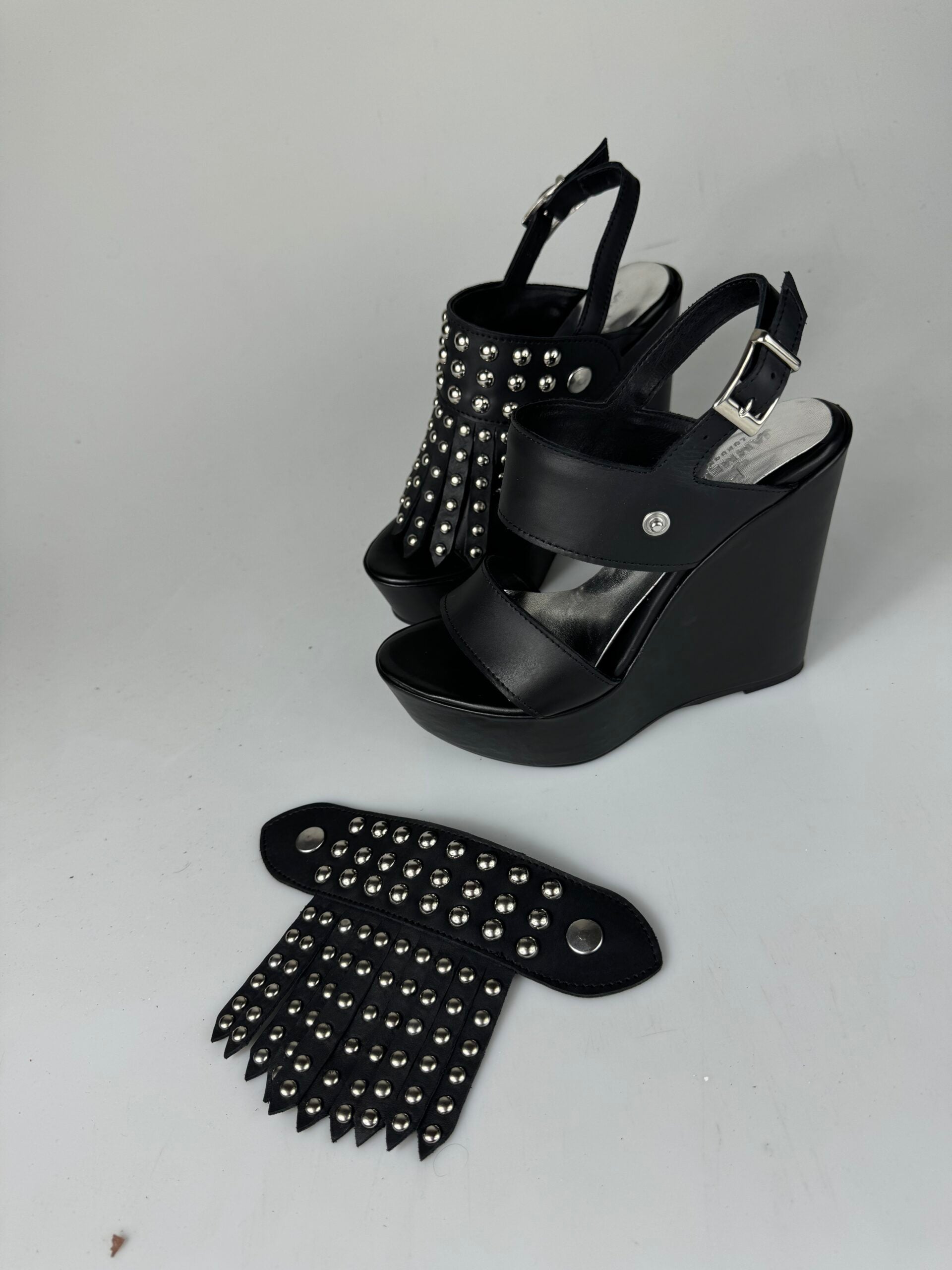 Carmensita51 cuero negro