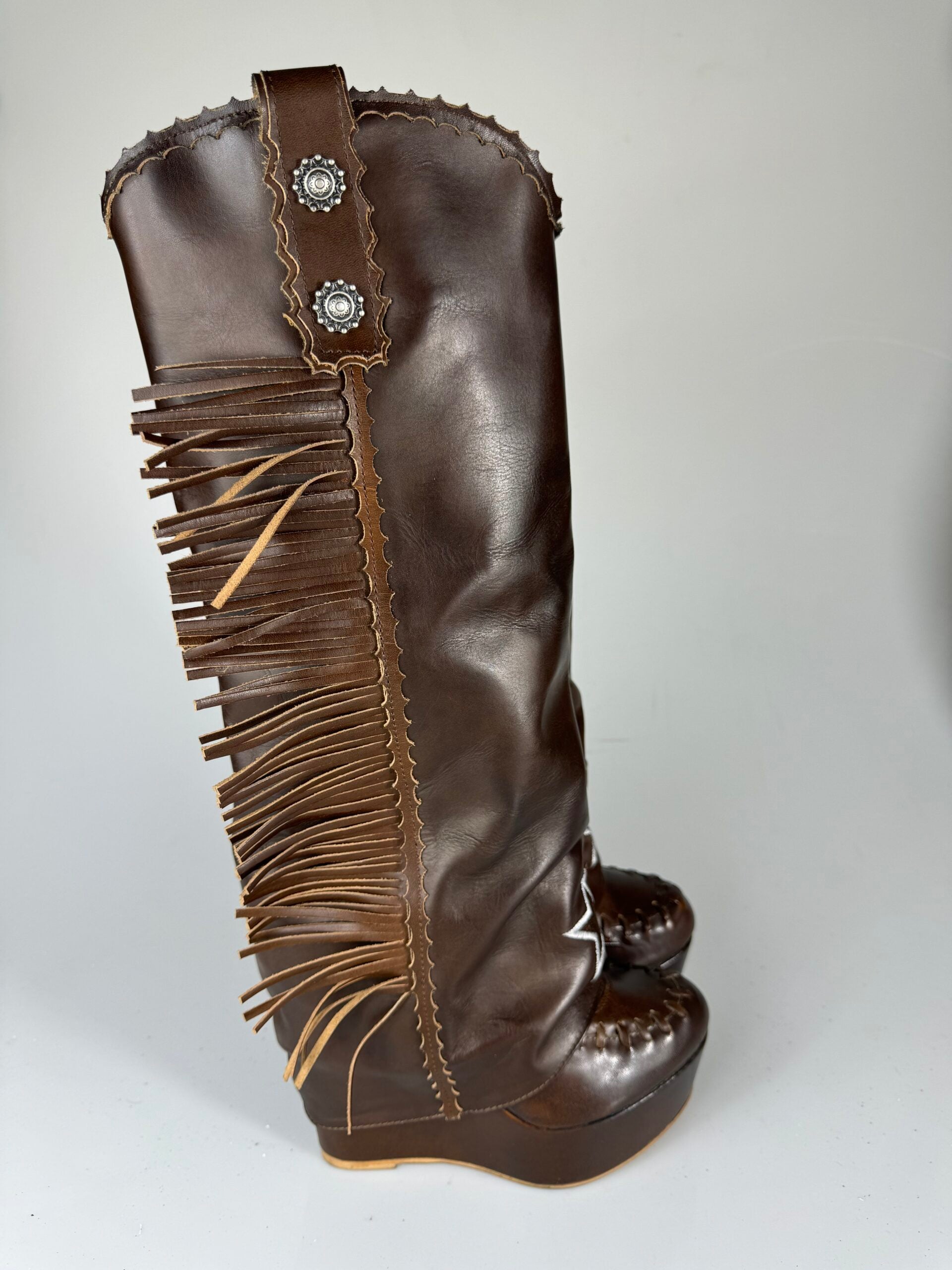 Carmensita euphoria leather t dark brown closed toe