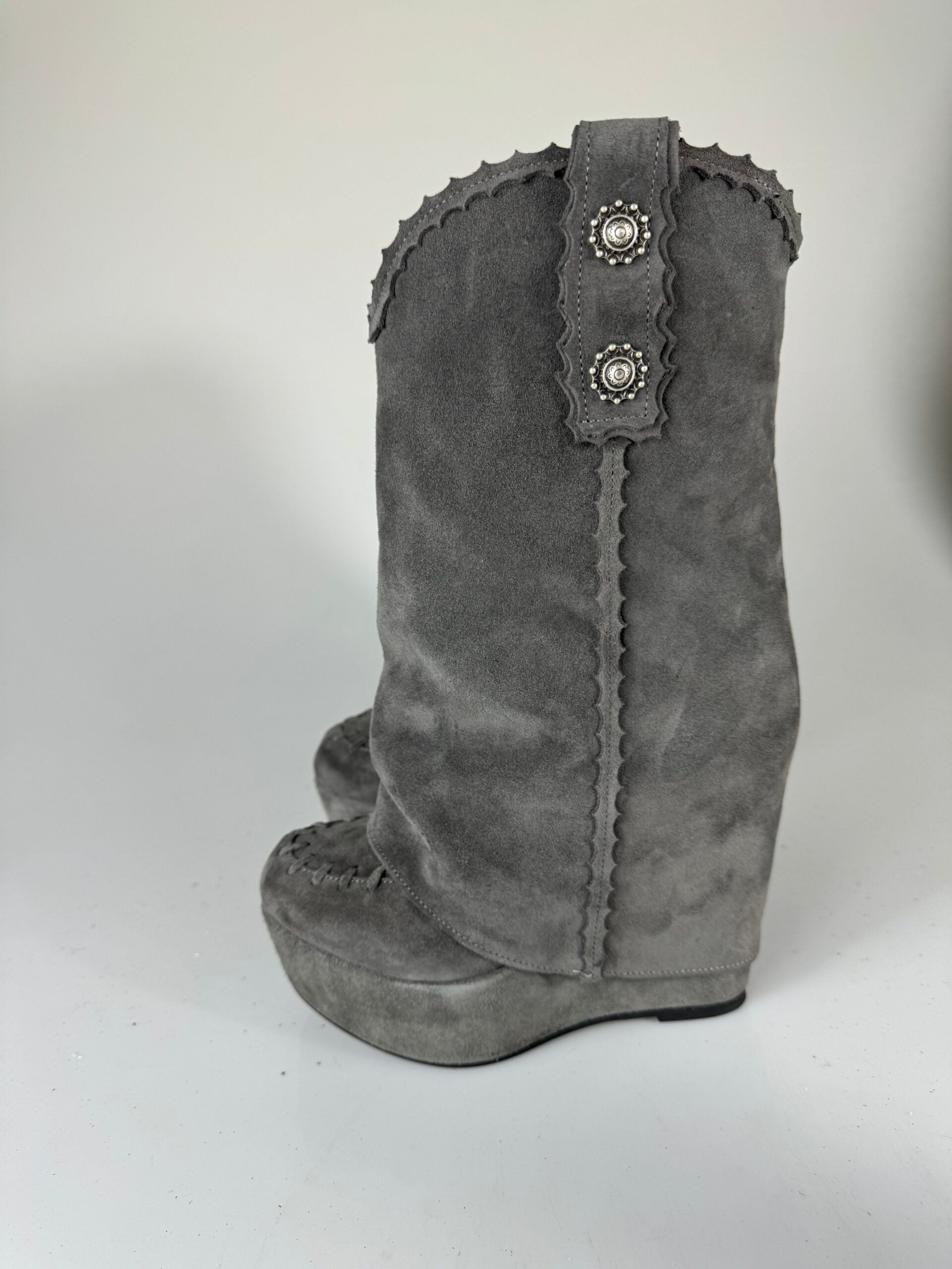 Carmensita Euphoria mid cam gray basic closed pocket