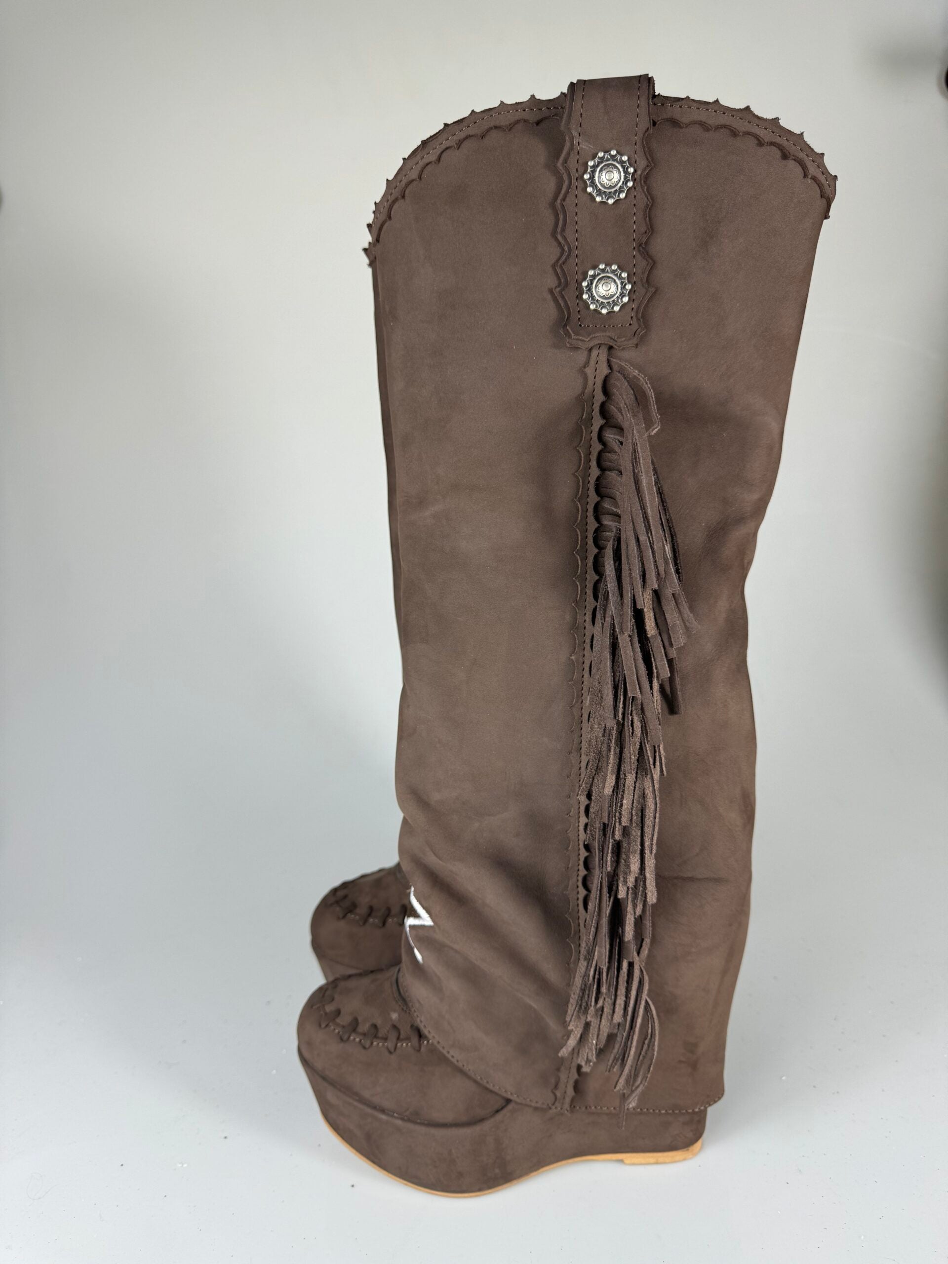 Carmensita euphoria nabook t moro p closed