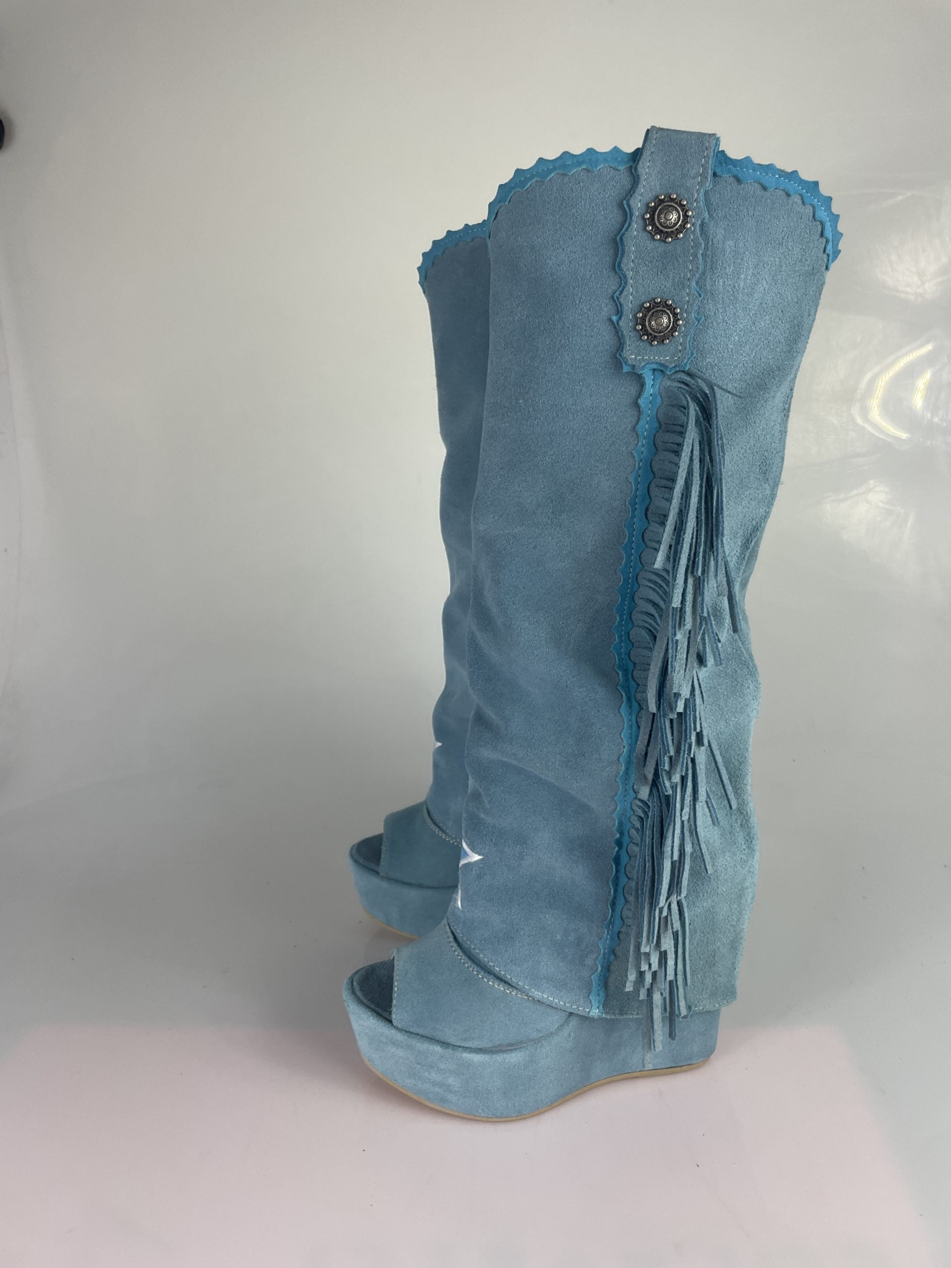 Carmensita euphoria turquoise suede