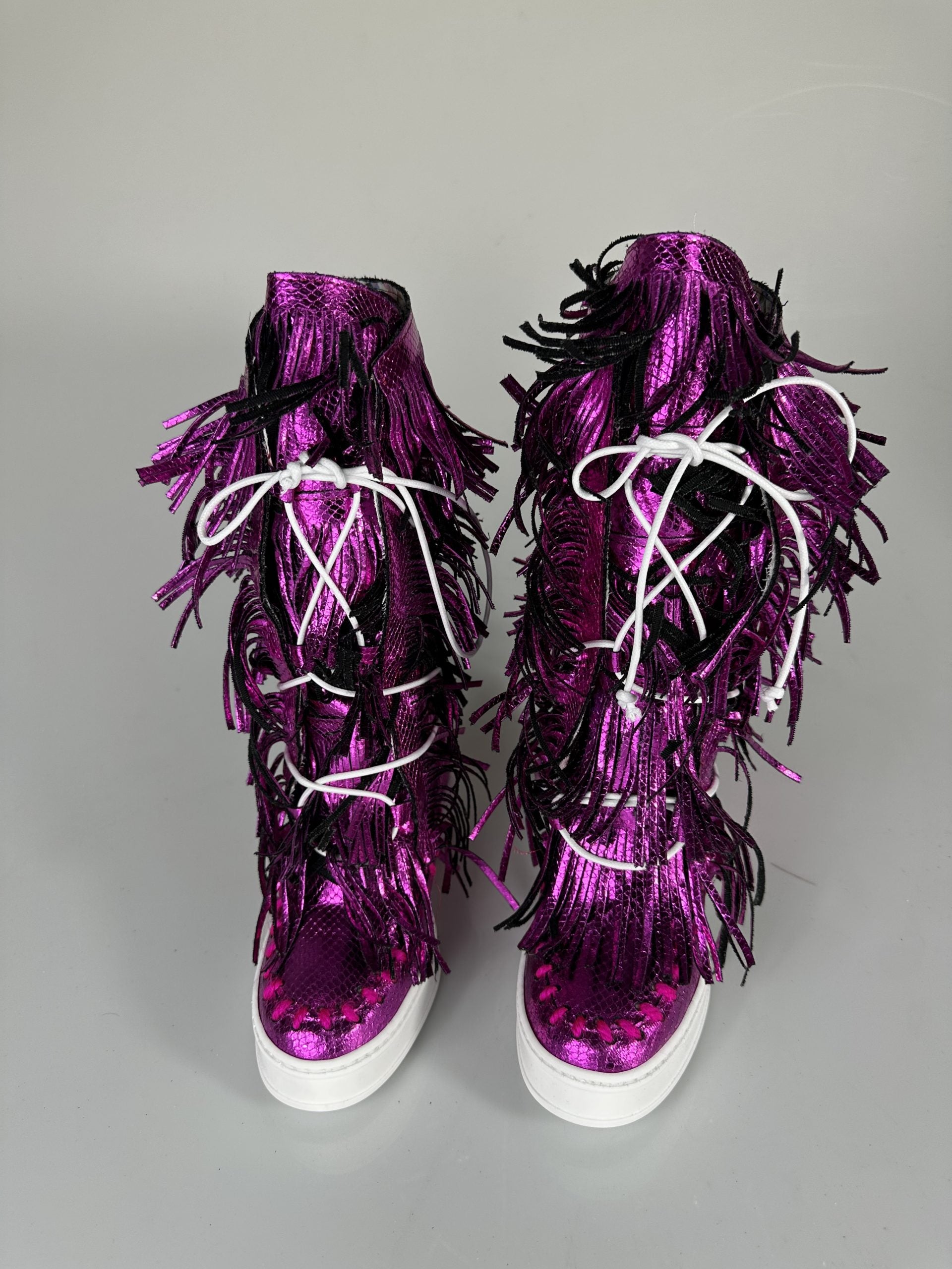 Regular gold laminated fuchsia