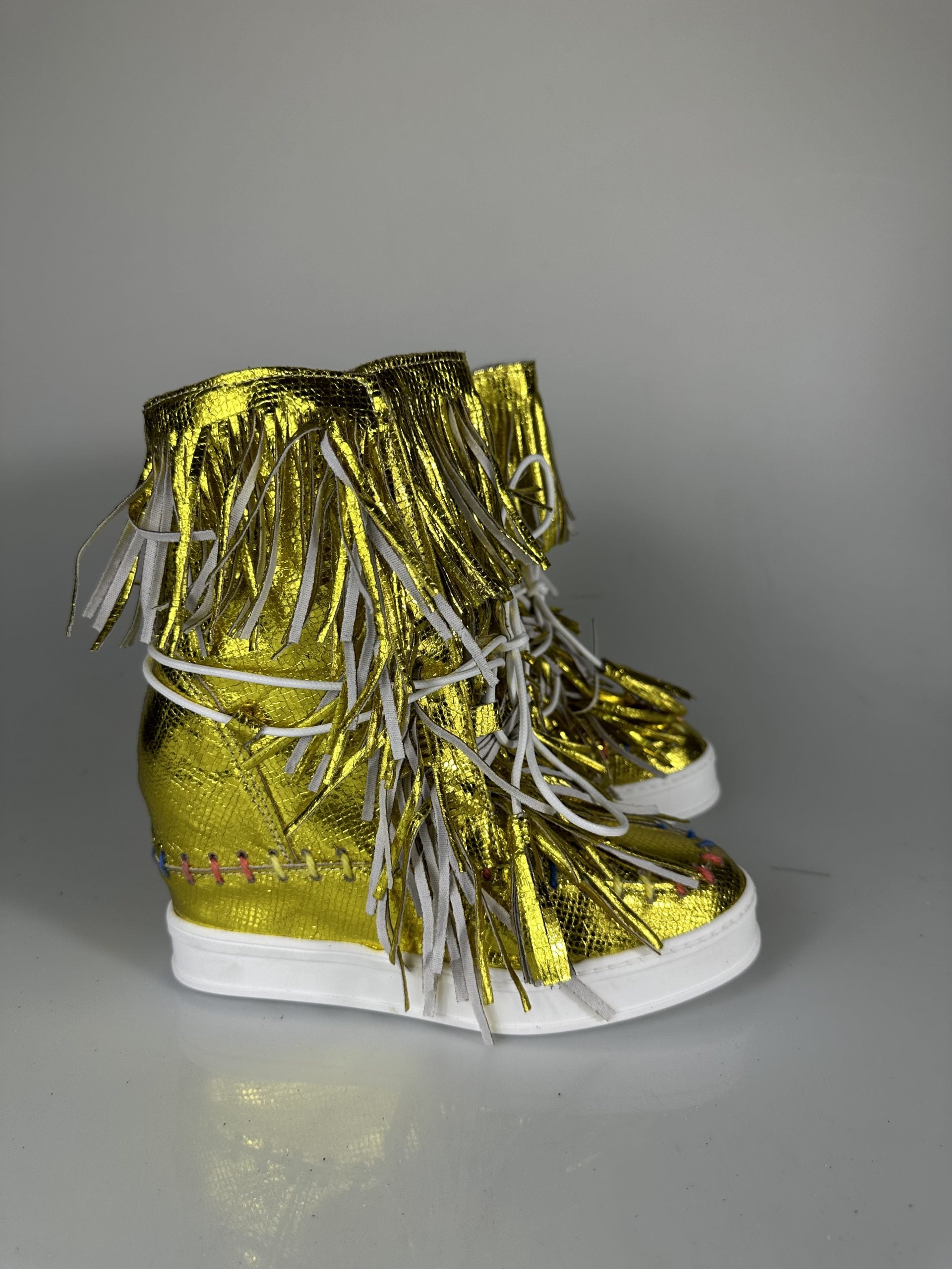 full up gold laminated yellow