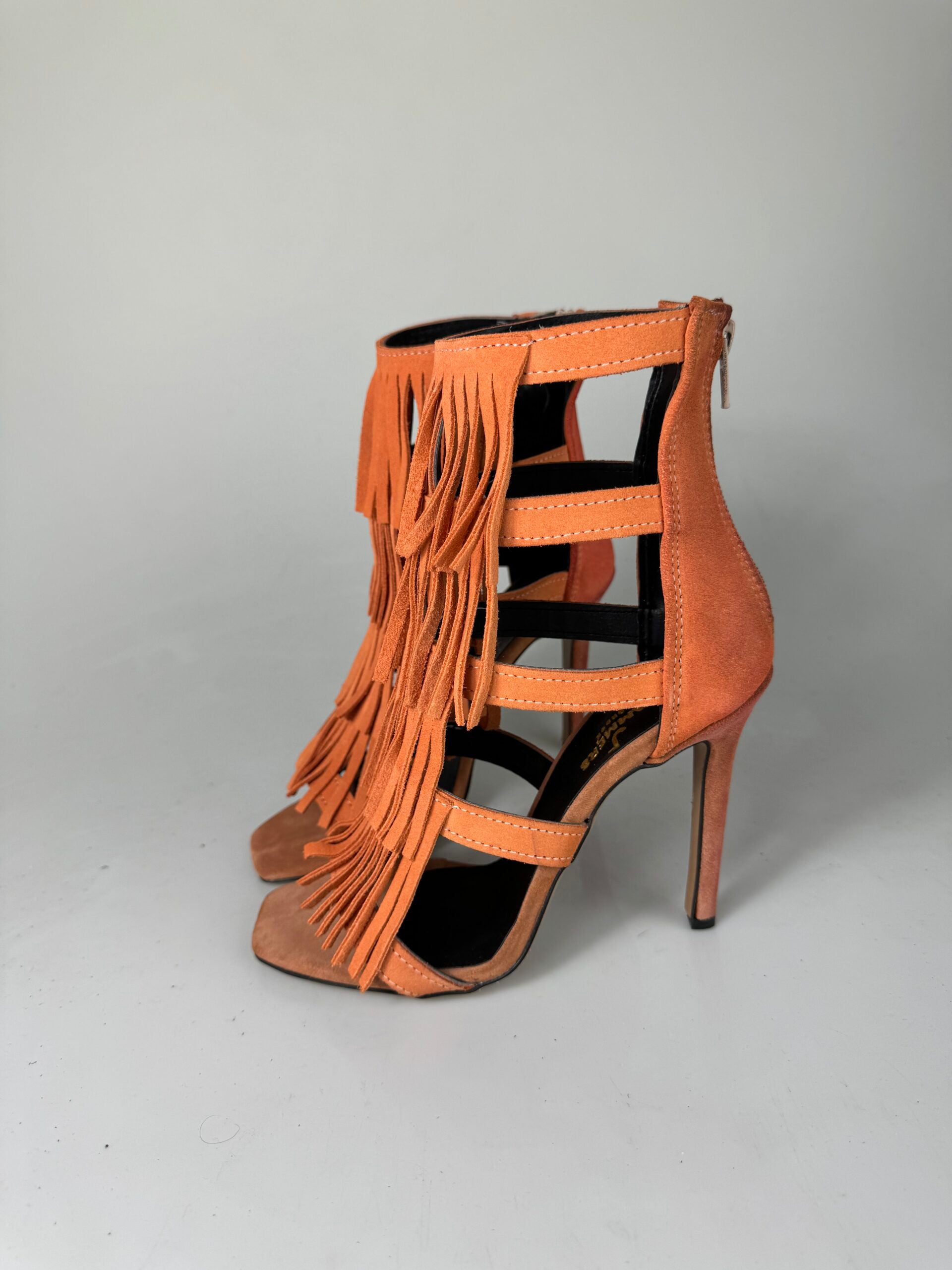 Aphrodite orange suede