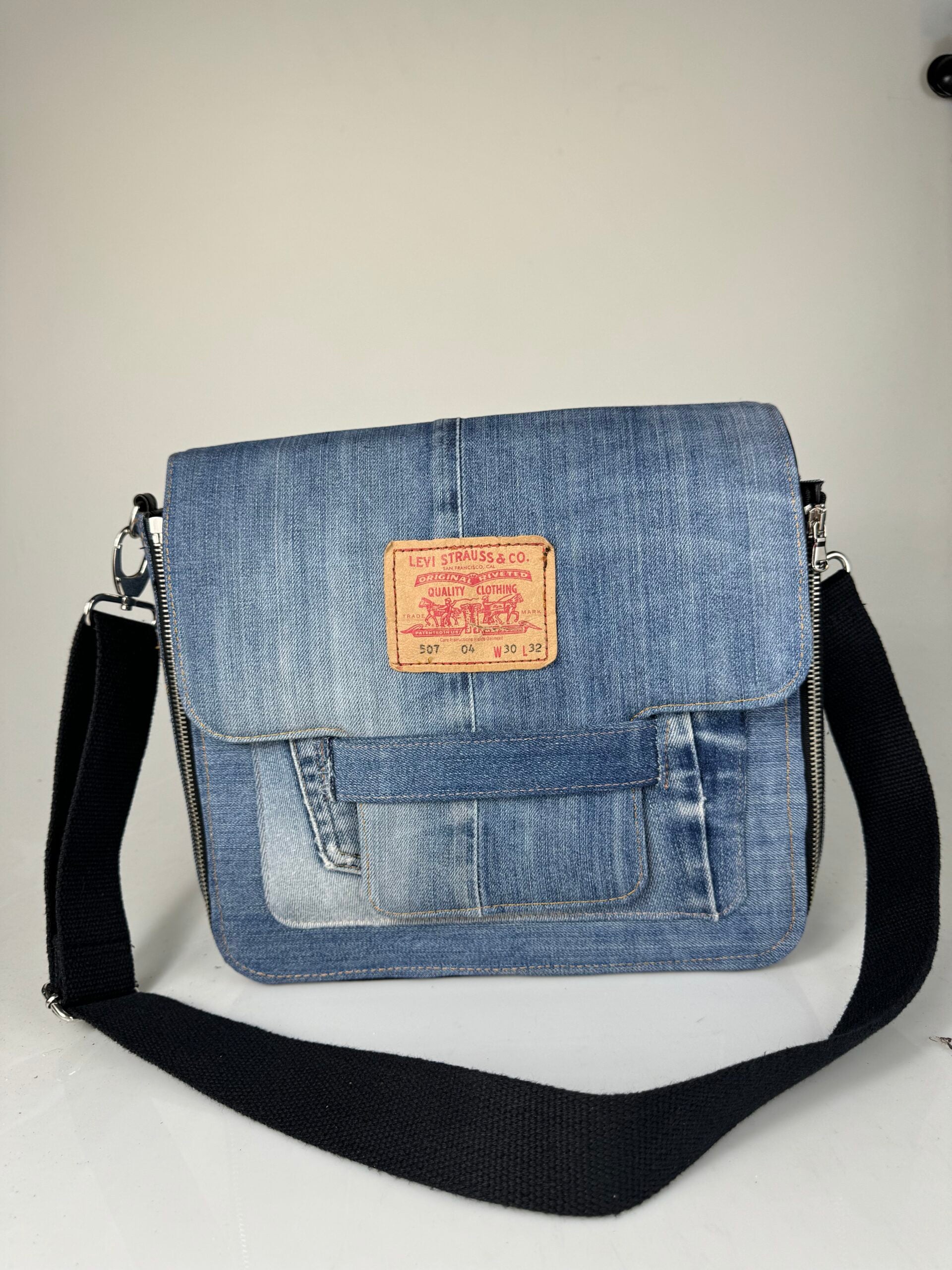 Melody jeans levi's rip black leather