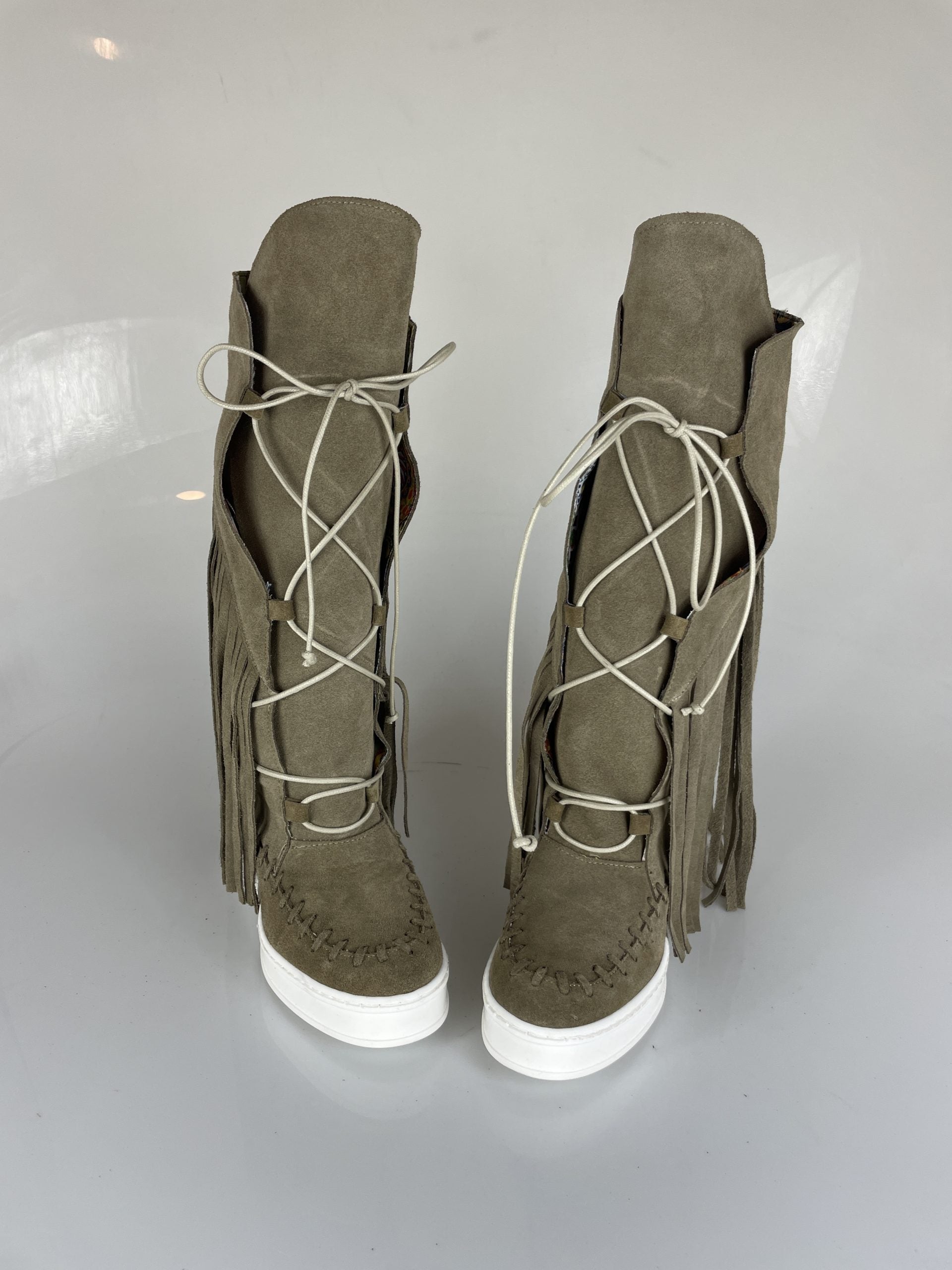 Gamuza beige Tito