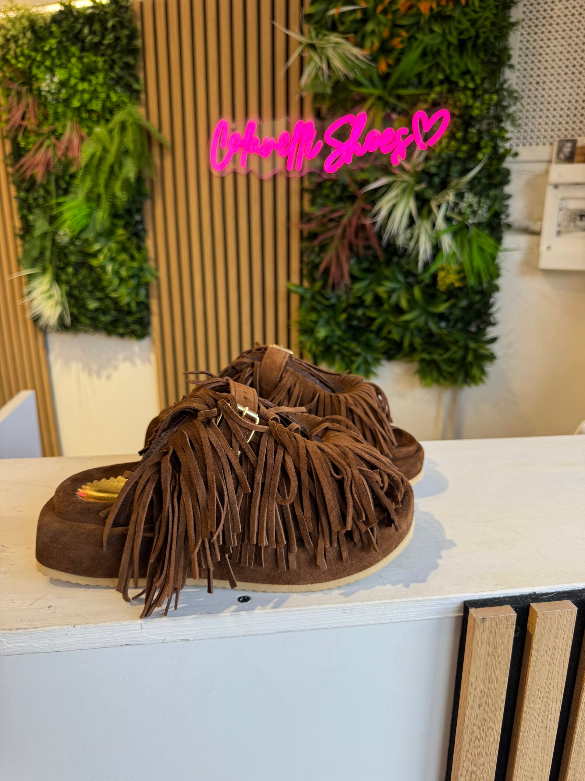 Sinfonia suede leather