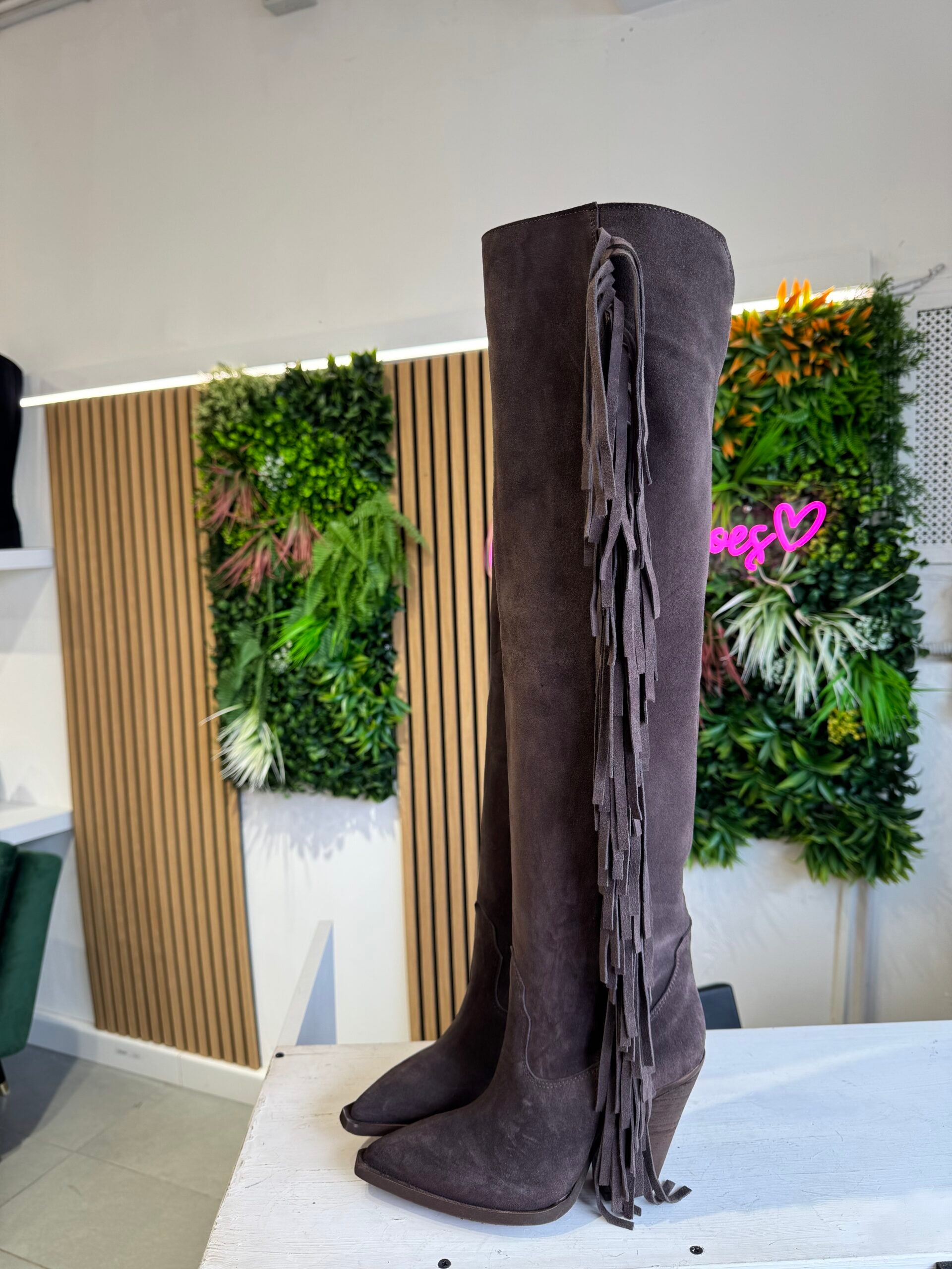 Gabriella91 camoscio cioccolato