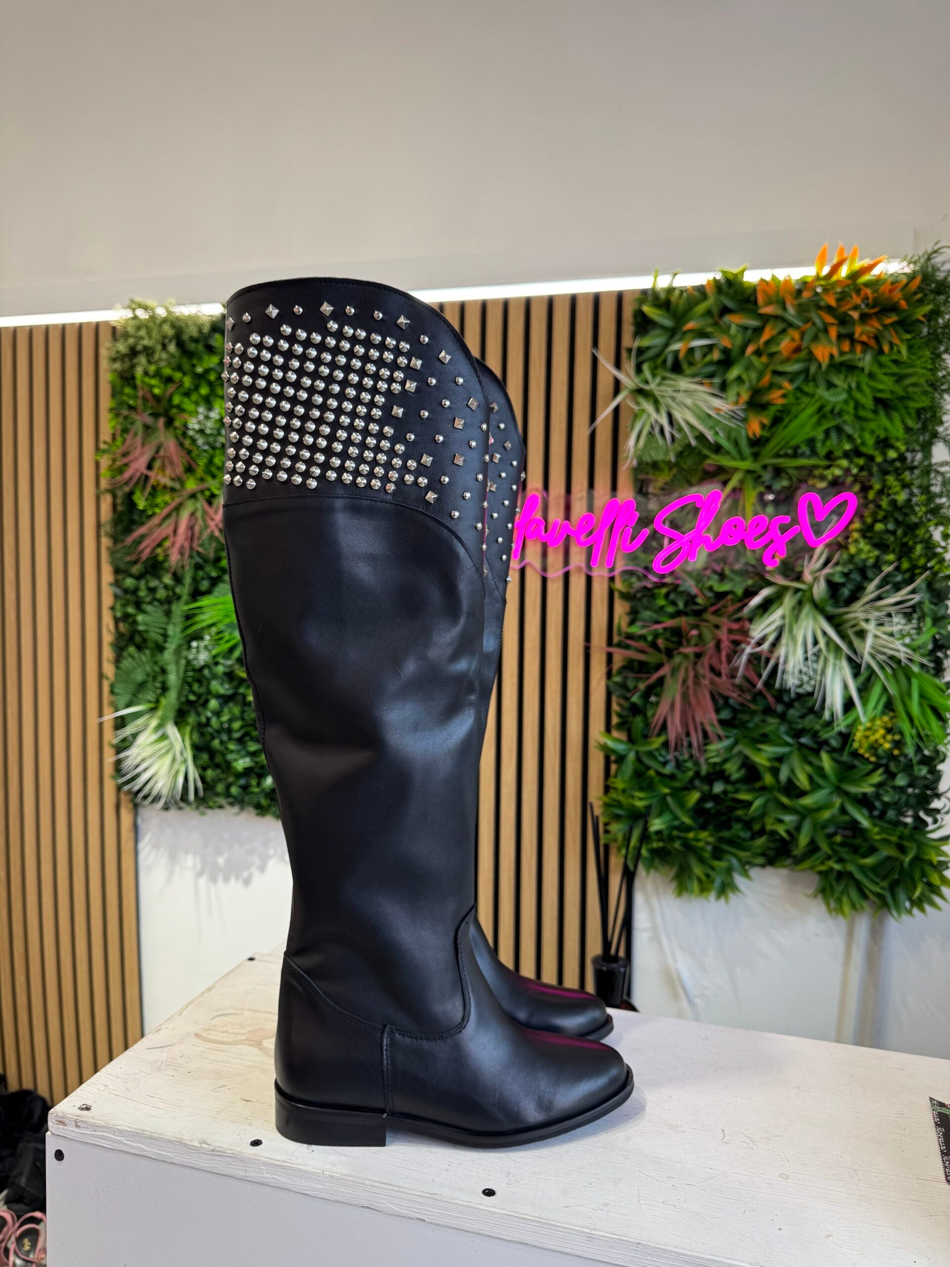 Black leather gladiator