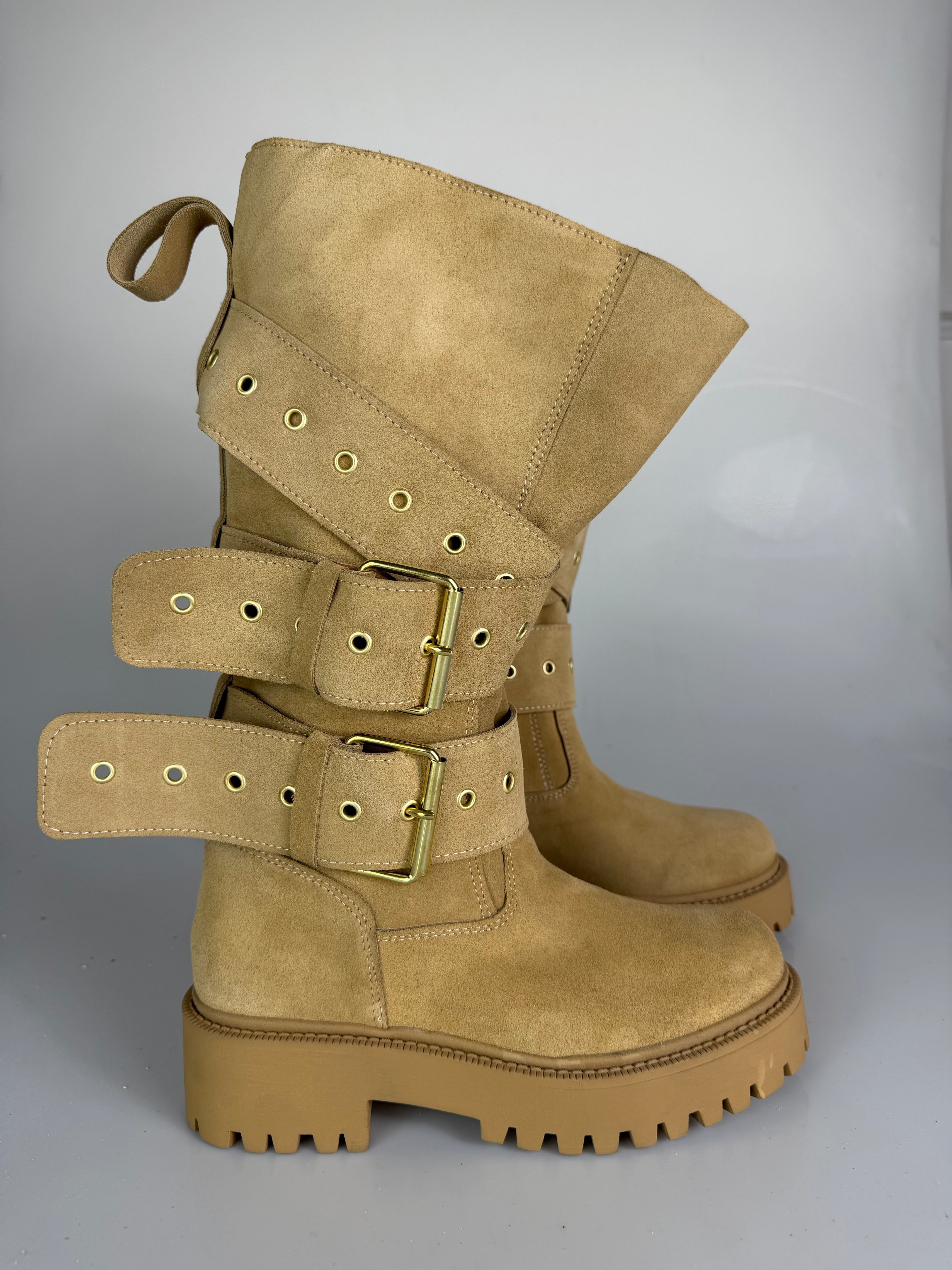 Anfibio Ginny vale camoscio biscotto