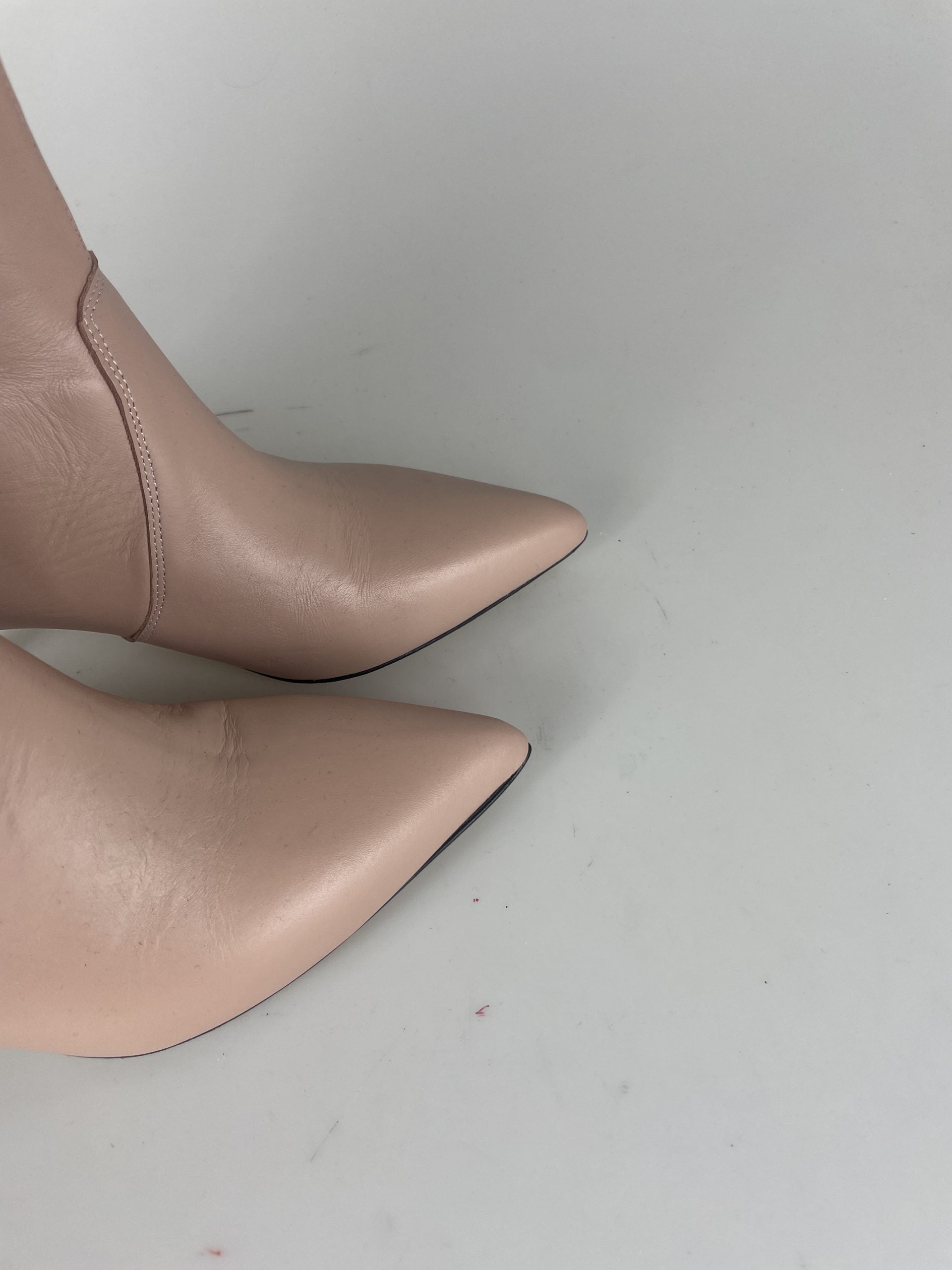 Marcus powder pink skin