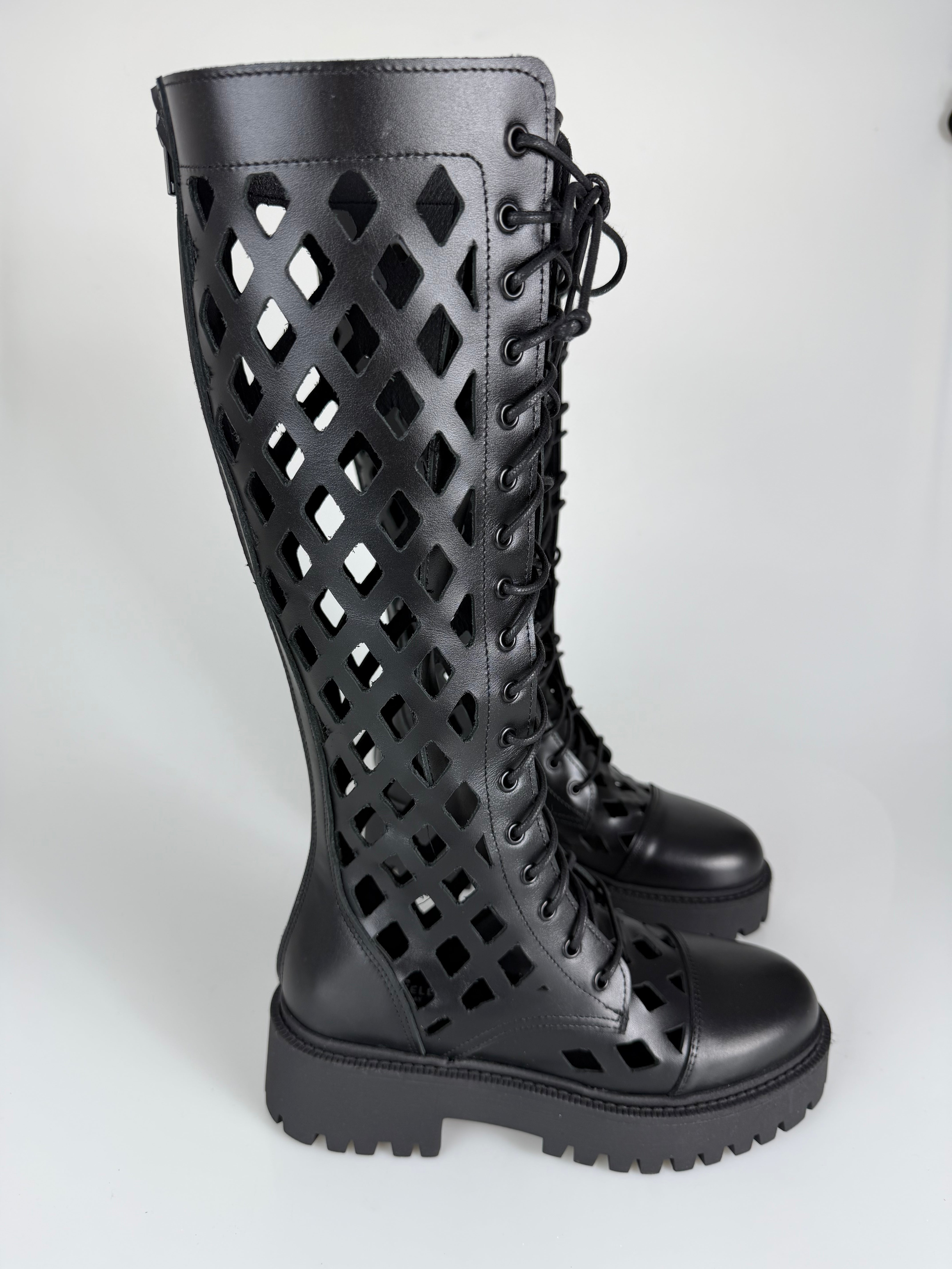 Anfibio ginny rete pelle nero