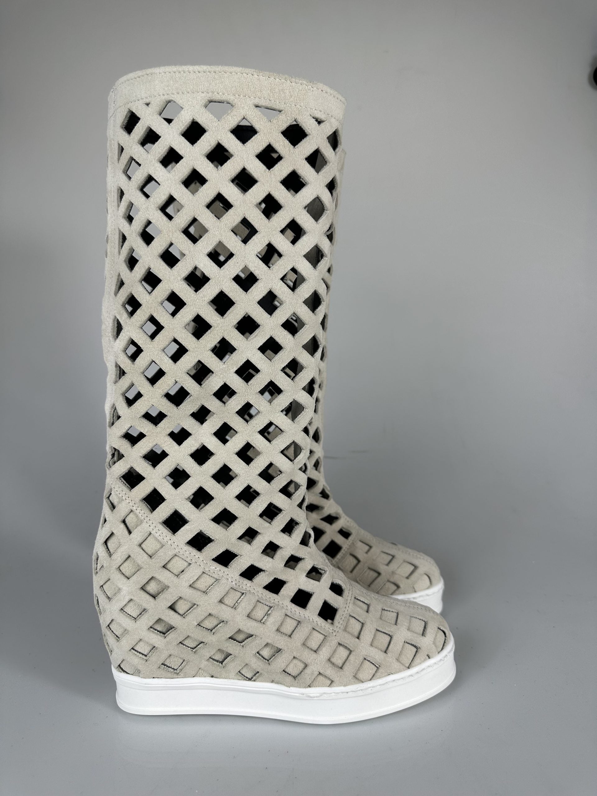 Cannes camoscio beige 2023