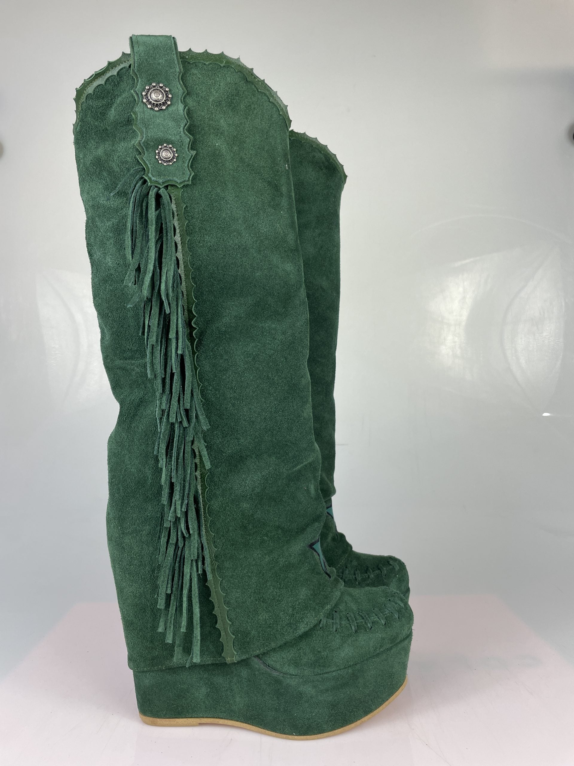 Carmensita Euphoria - Zapato cerrado de ante verde
