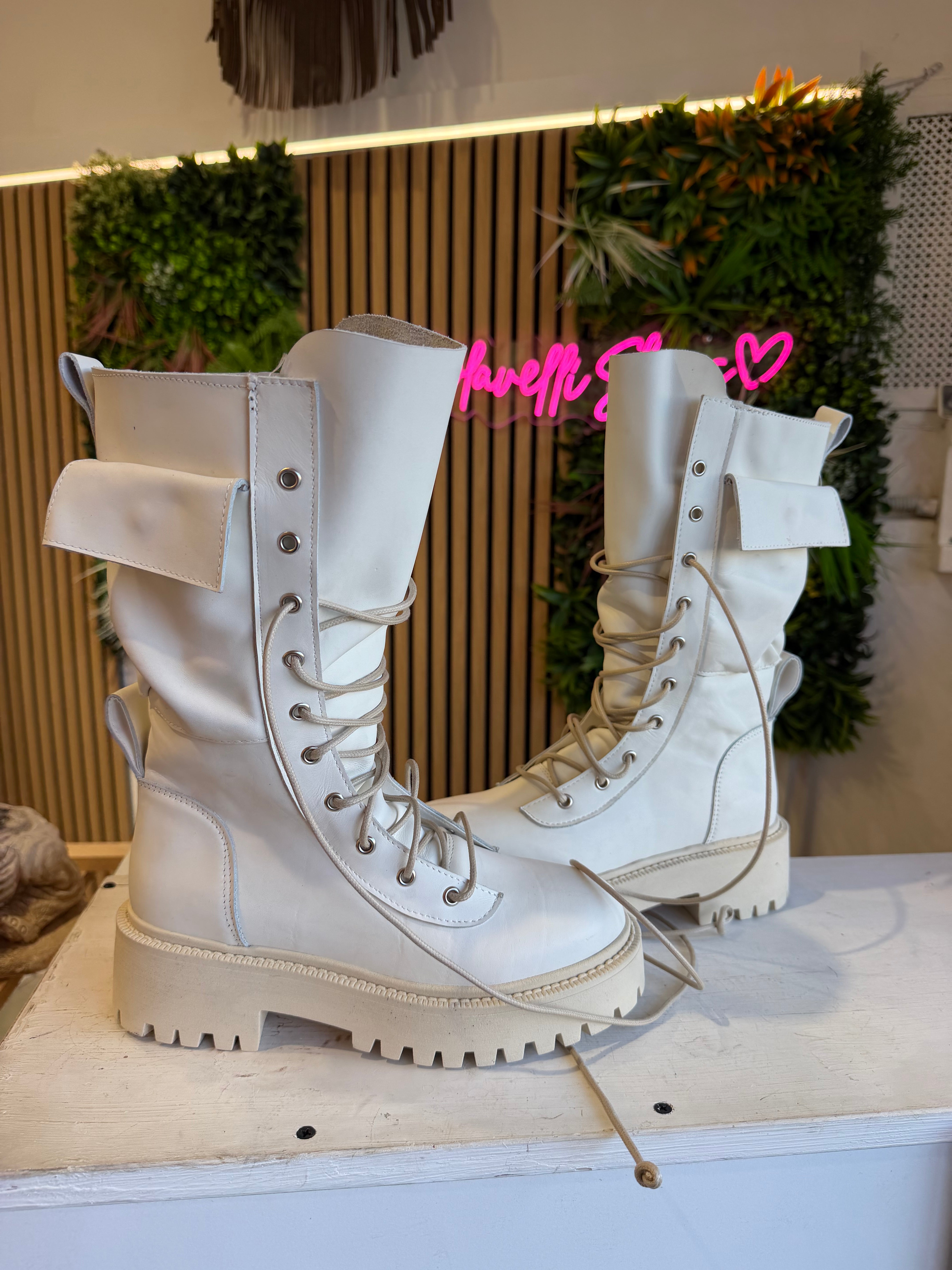 Anfibio ginny pelle crema