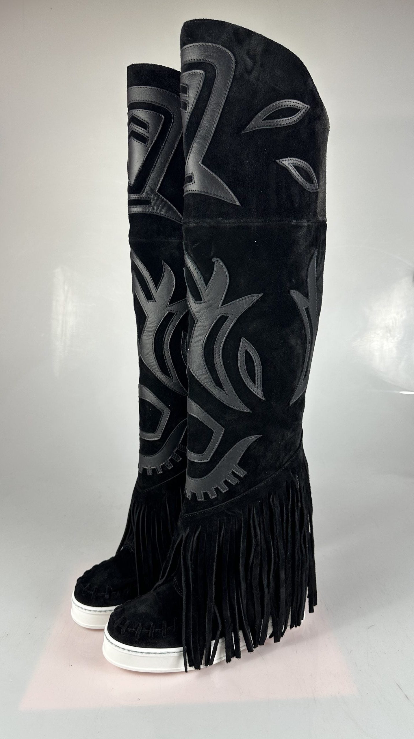 Santhoo ante/cuero negro
