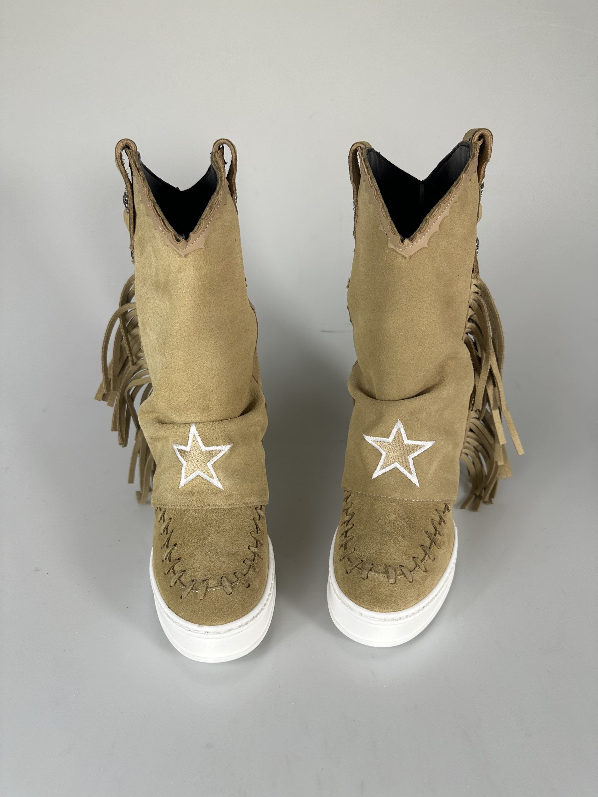 Full up Euphoria mid suede biscuit