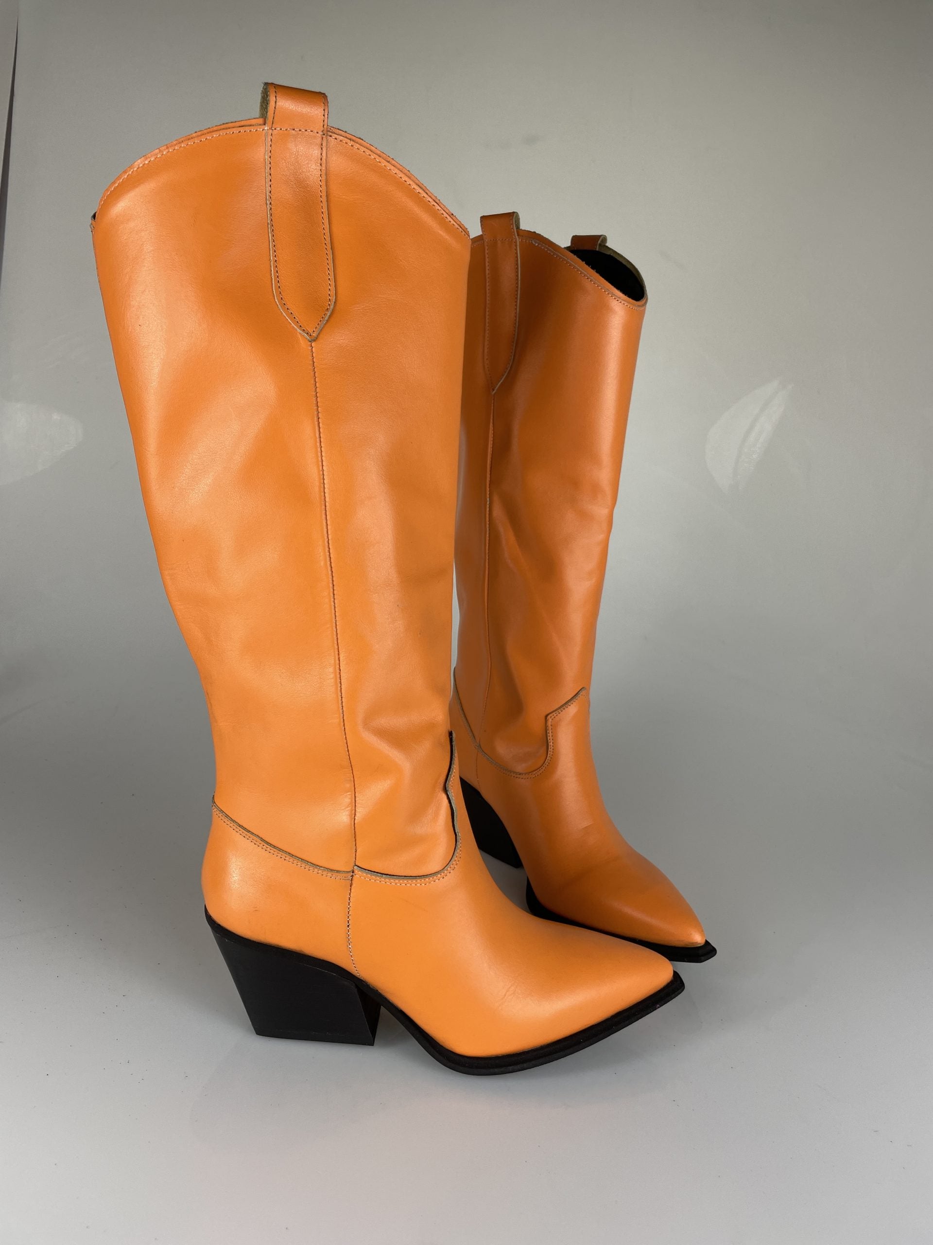 Ascanio Orange Skin