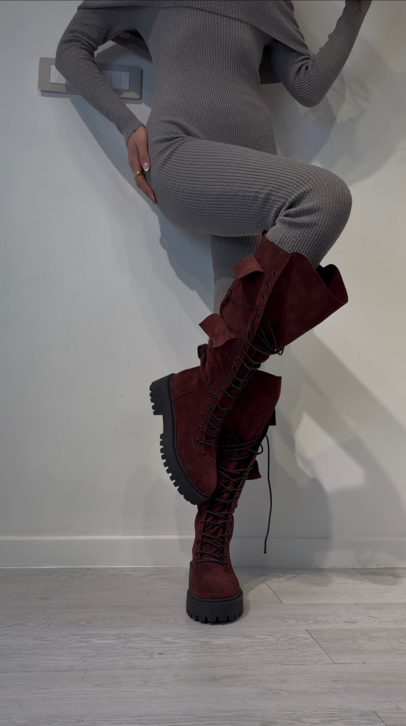 Anfibio ginny al ginocchio cam bordeaux