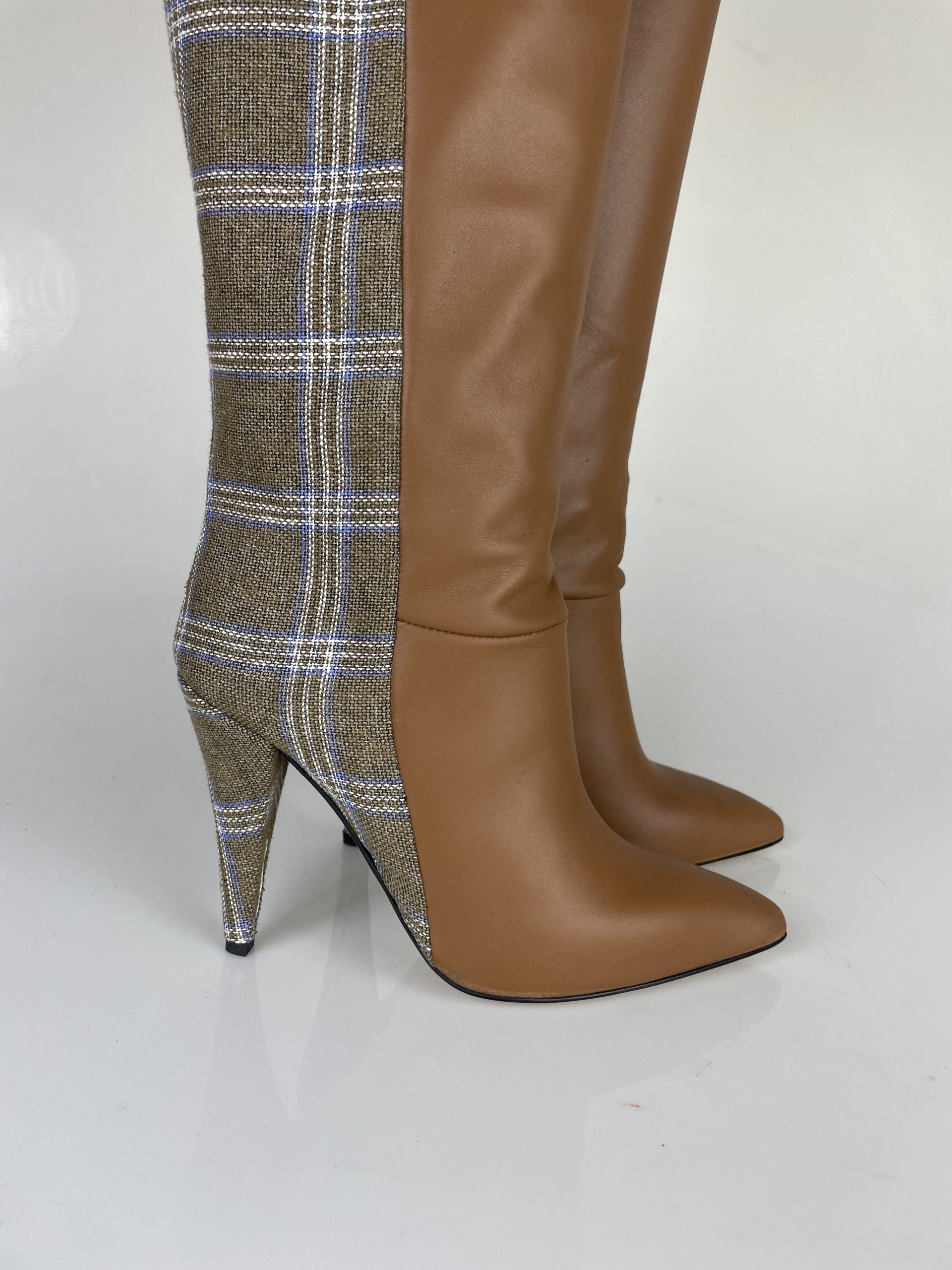 Beatrice Leather Escocia