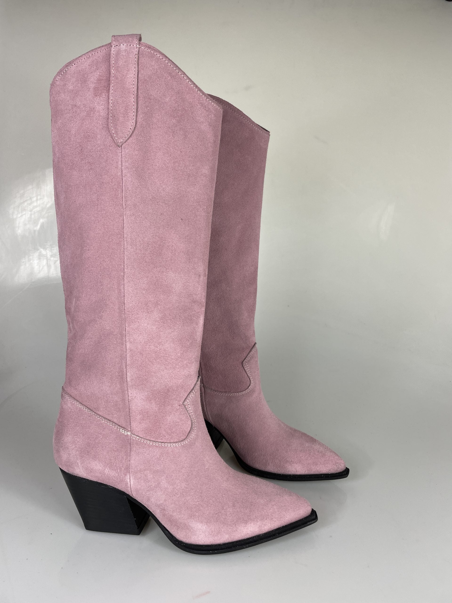 Ascanio pink suede