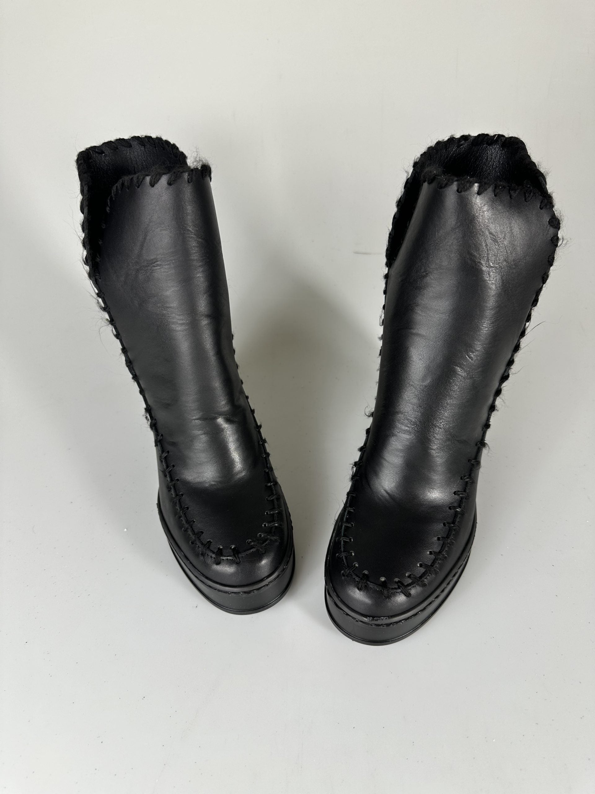Louu black leather black sole NEW