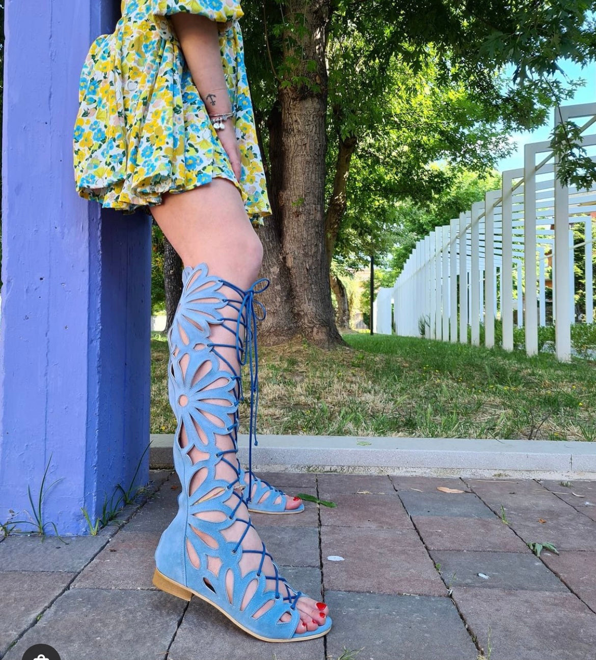 Treviso Daisy suede