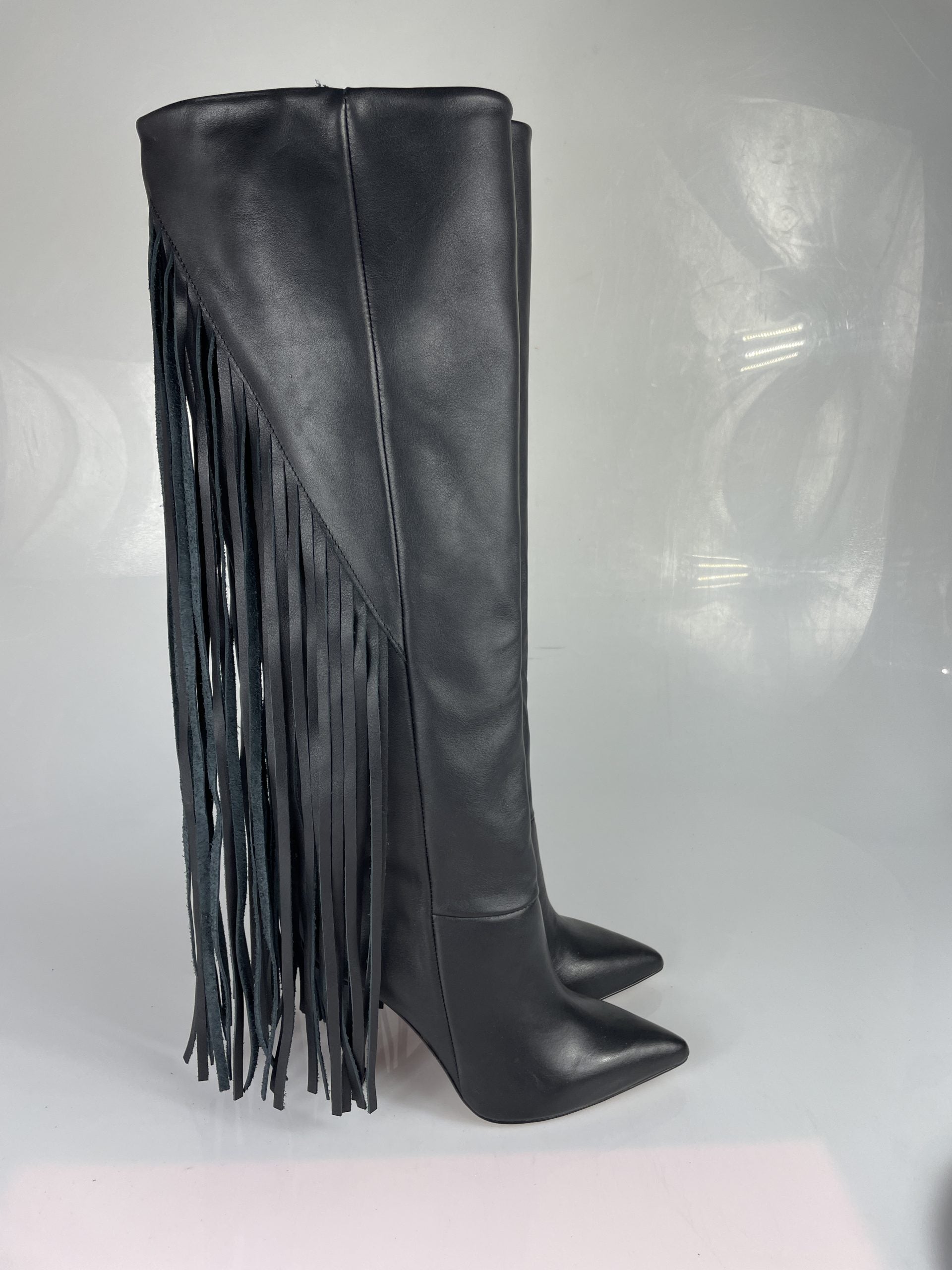 Cesare 1571 black leather
