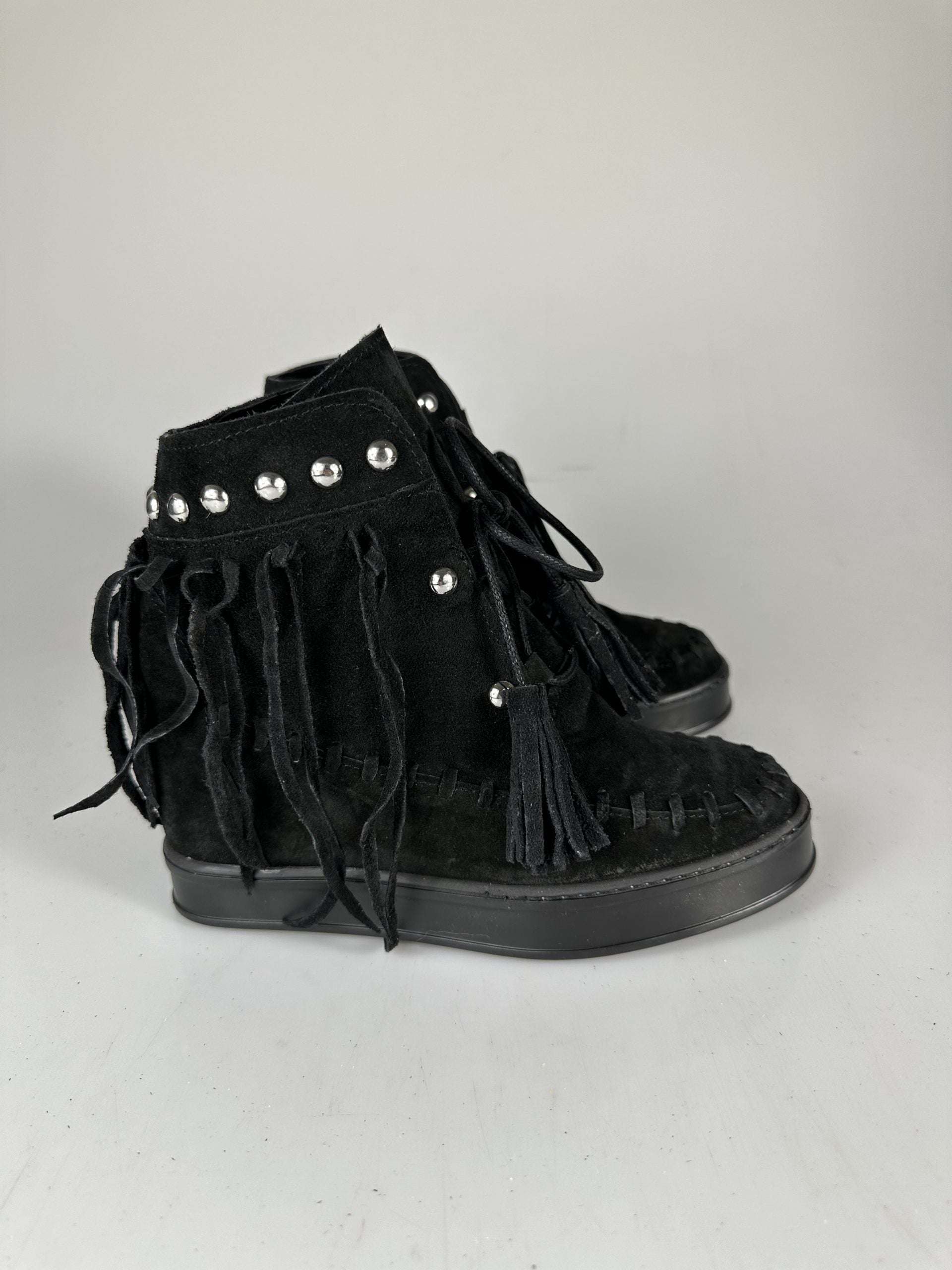Zoe cam black black sole