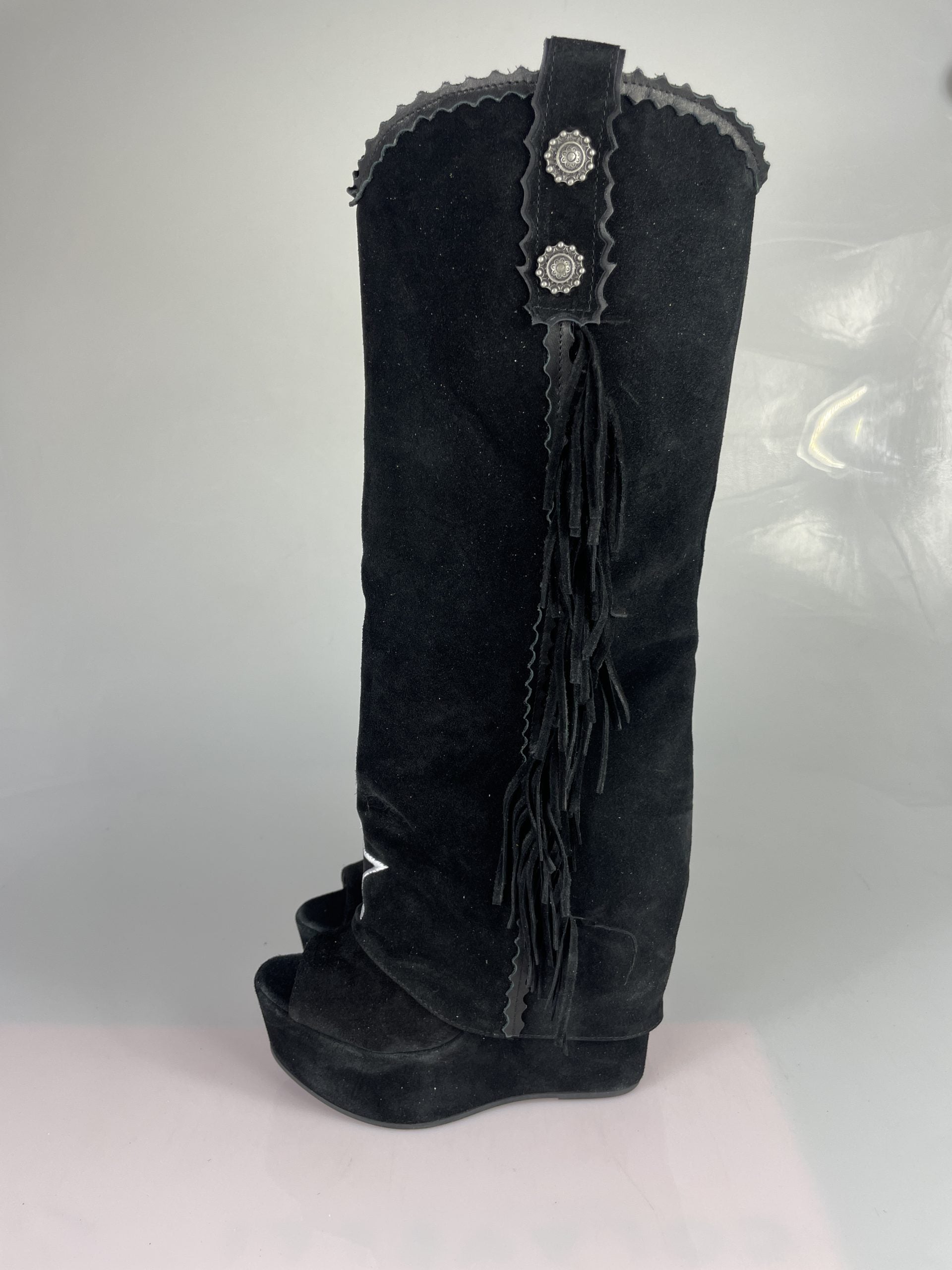 Carmensita euphoria black suede