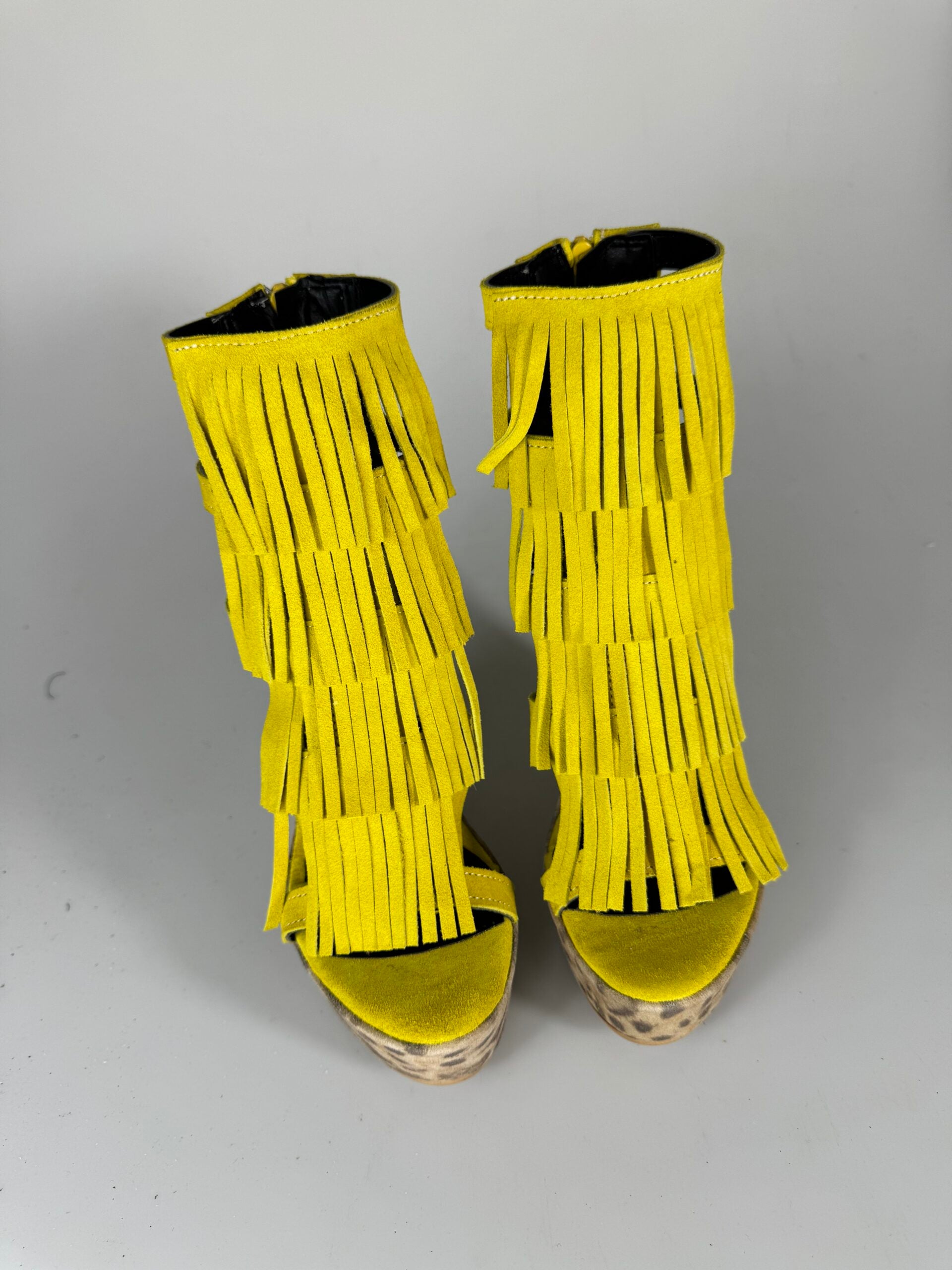 Carmensita Afrodita Ante Amarillo Moteado Desgarro