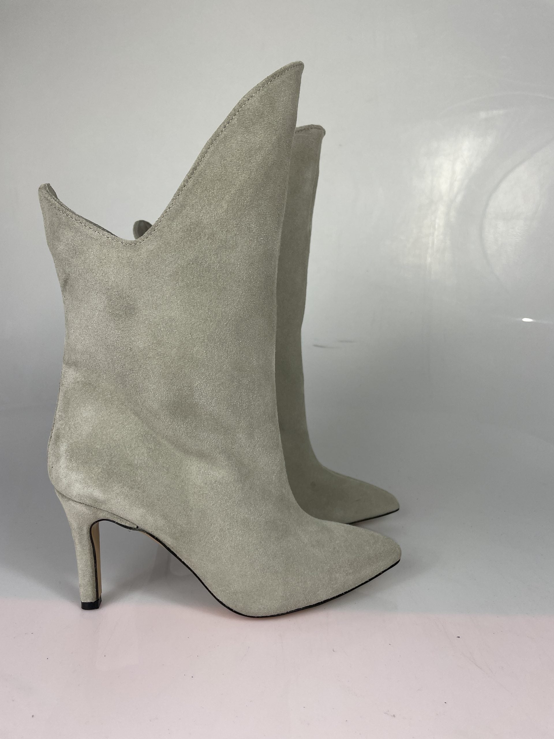 Gilda9 beige suede