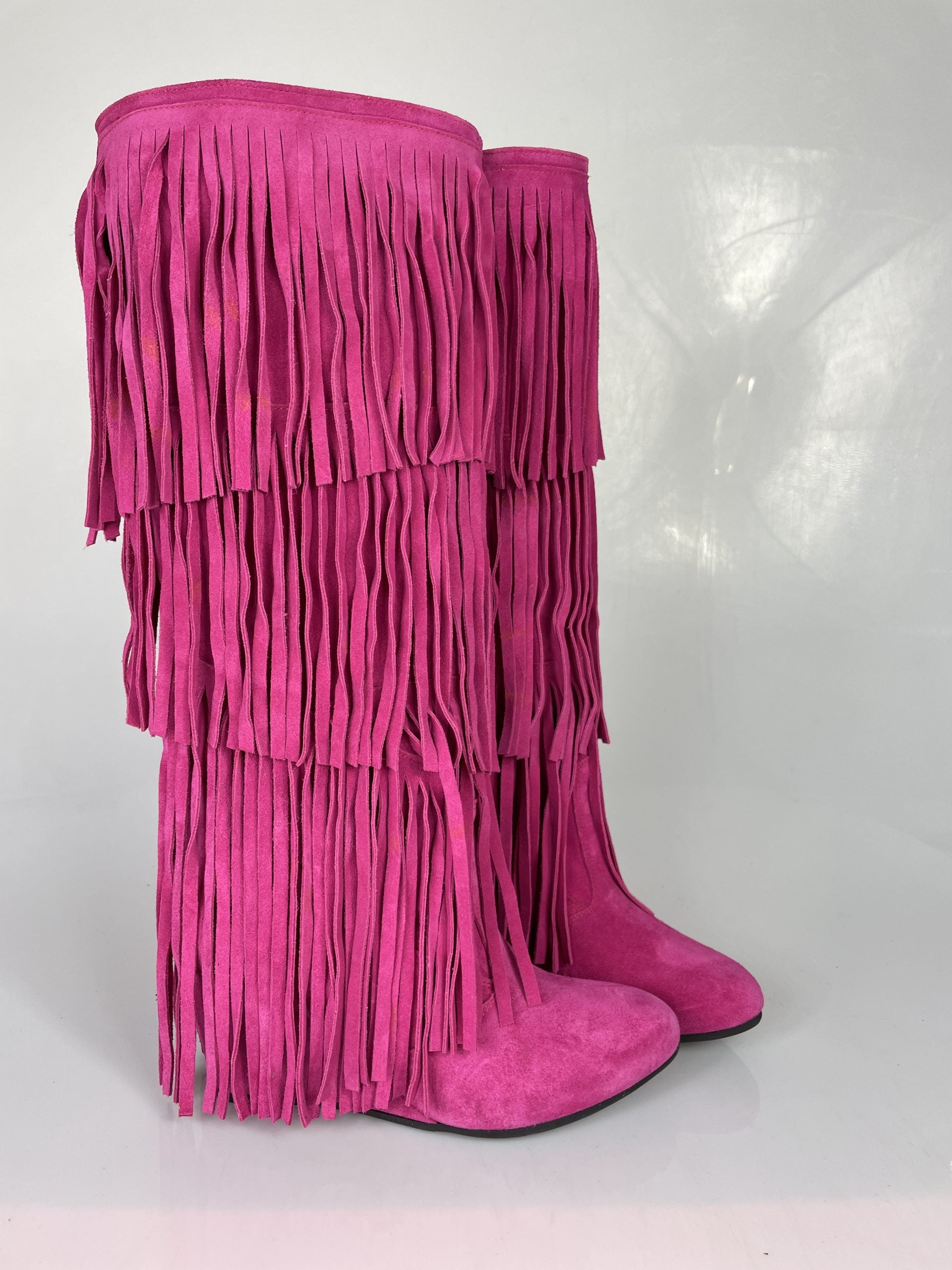 Marvin fuchsia suede