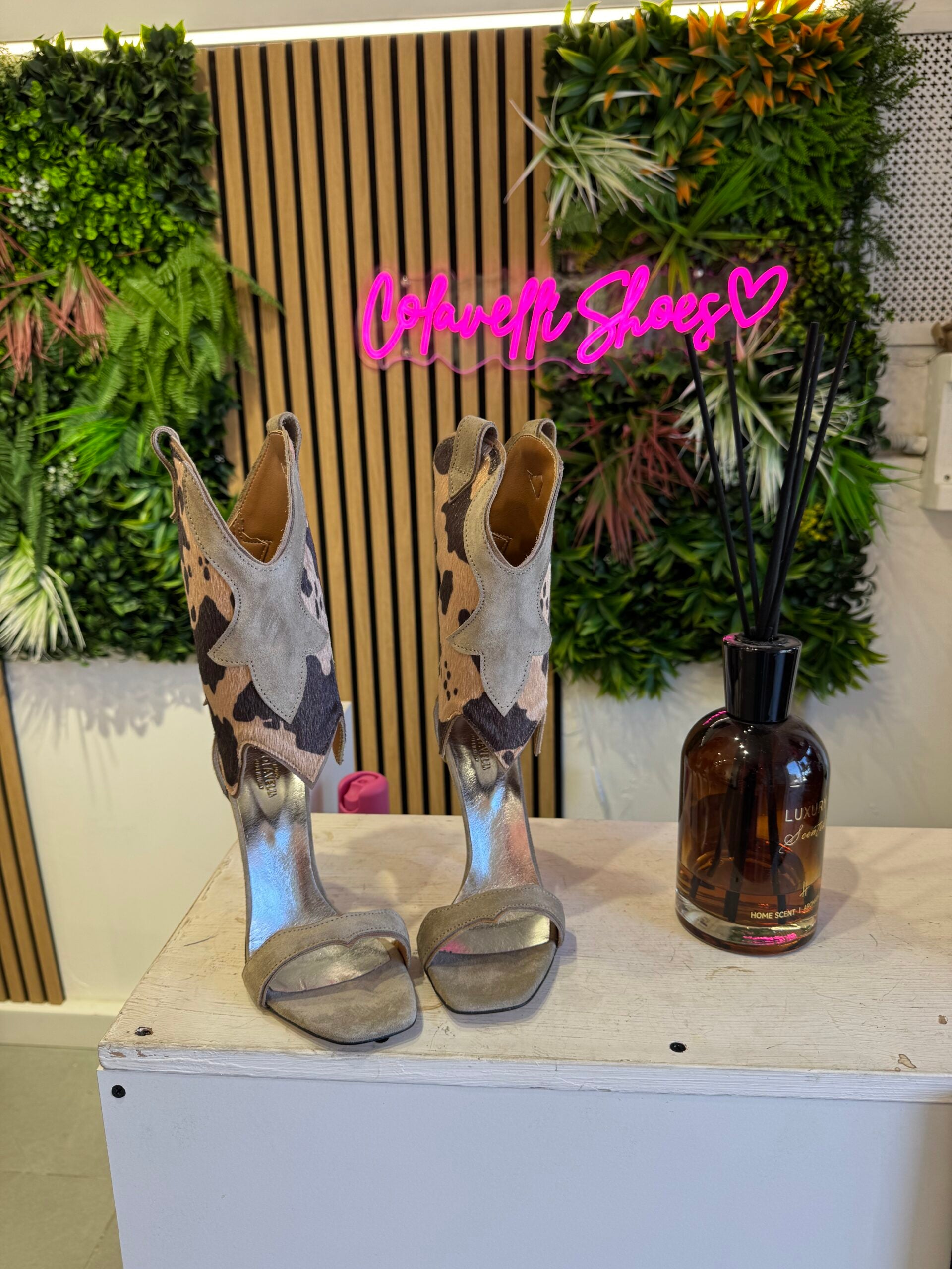 Dubai cam beige rip cow