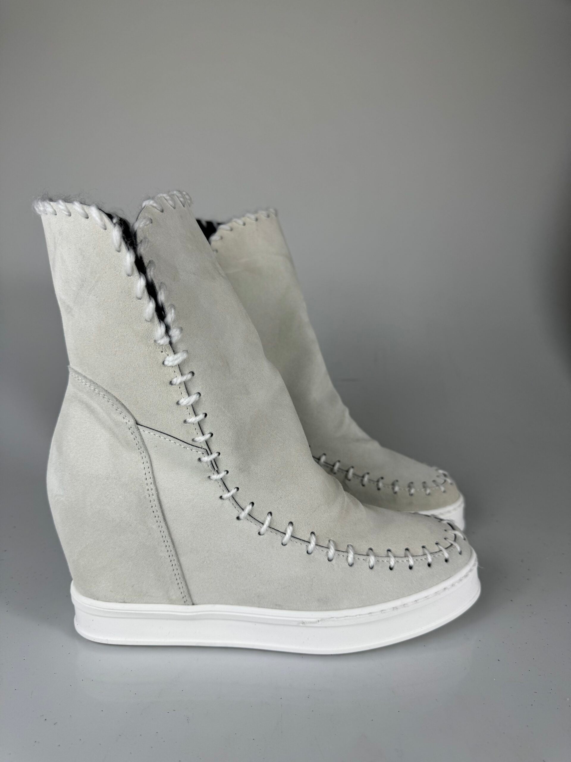 Louu cam ice NEW